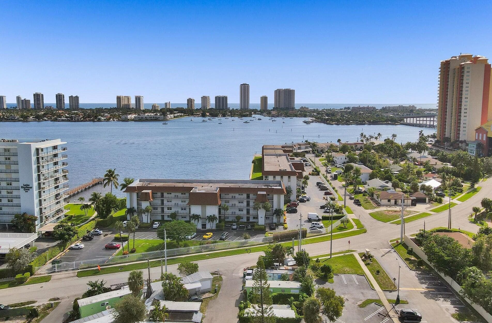 410 Wilma Circle 103, Riviera Beach, FL 33404 — photo 31 of 41