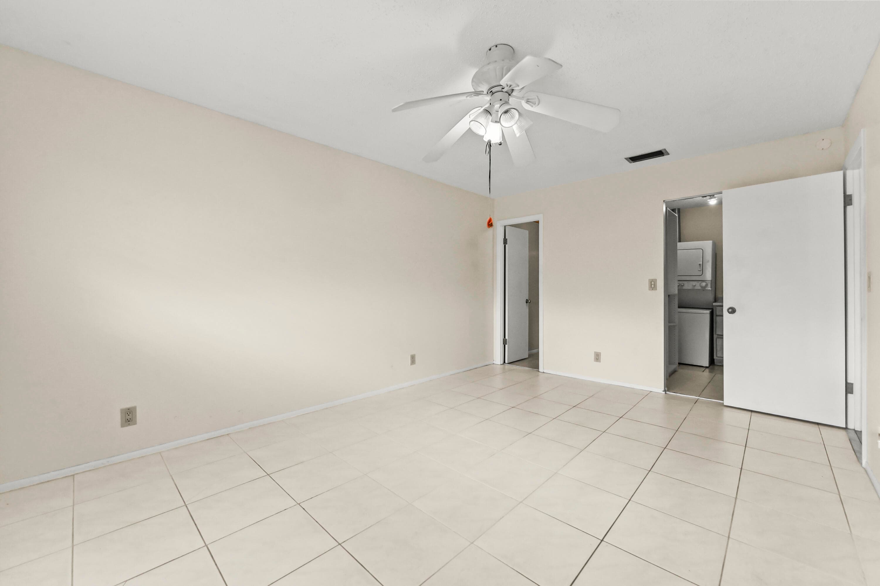 109 Lake Barbara Drive, West Palm Beach, FL 33411 — photo 10 of 31
