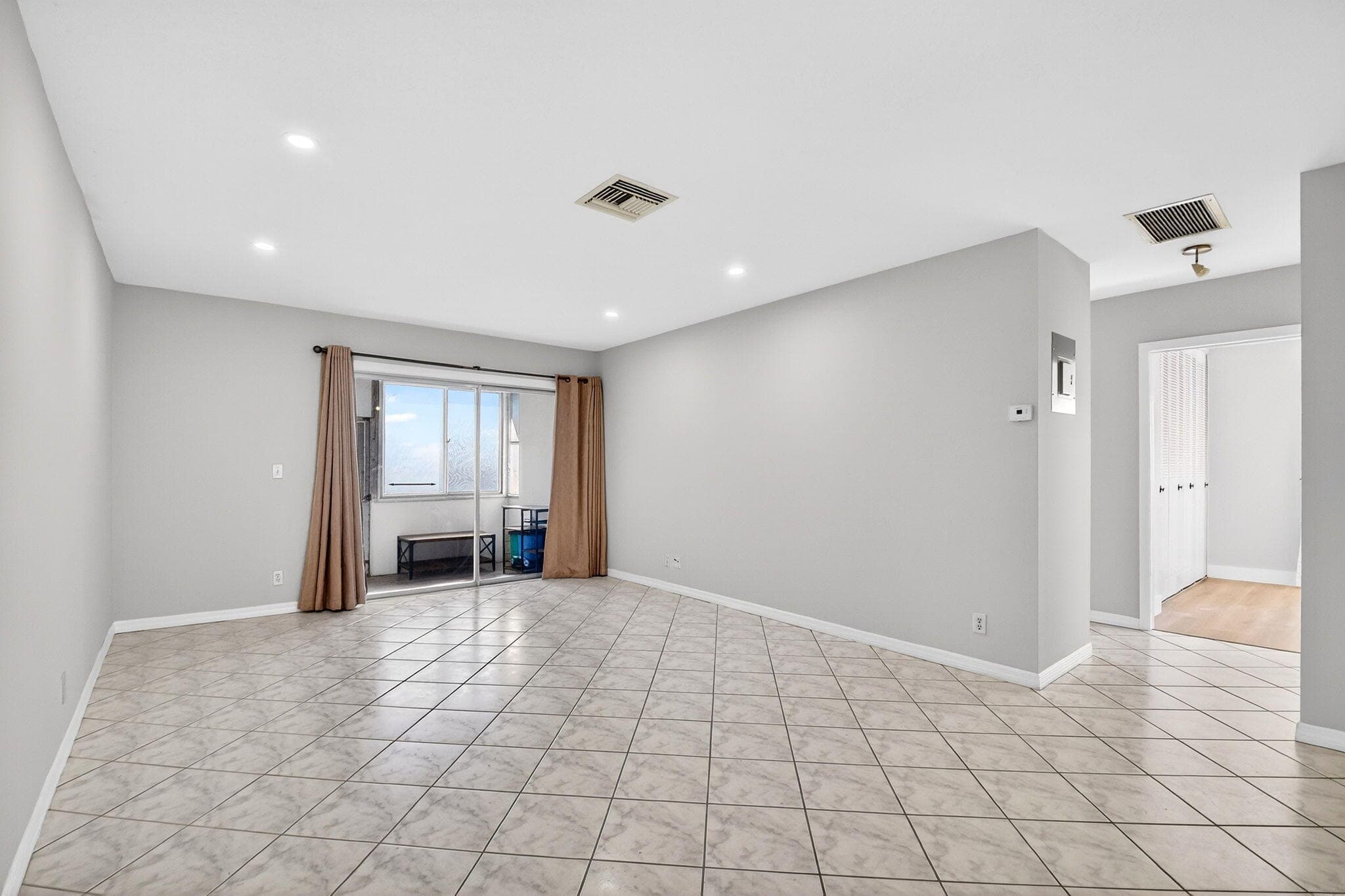 2783 Dudley Drive E D, West Palm Beach, FL 33415 — photo 13 of 31