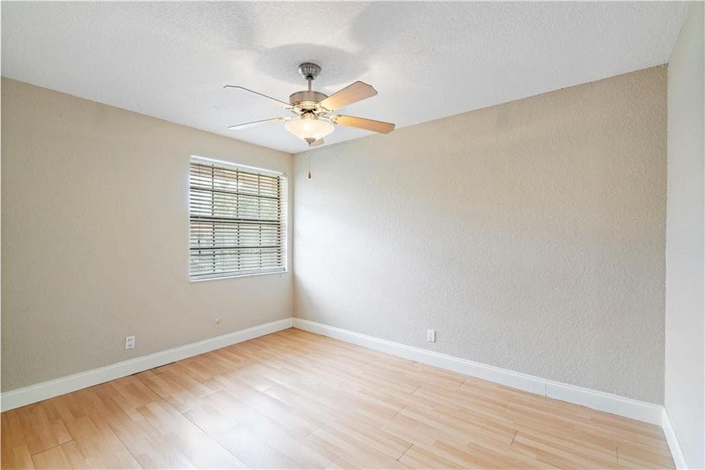 912 Congressional Way, Deerfield Beach, FL 33442 — photo 11 of 26