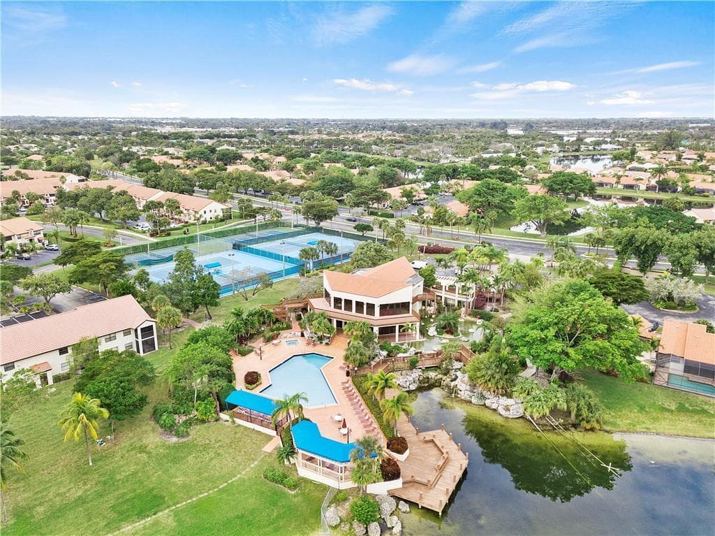 912 Congressional Way, Deerfield Beach, FL 33442 — photo 25 of 26