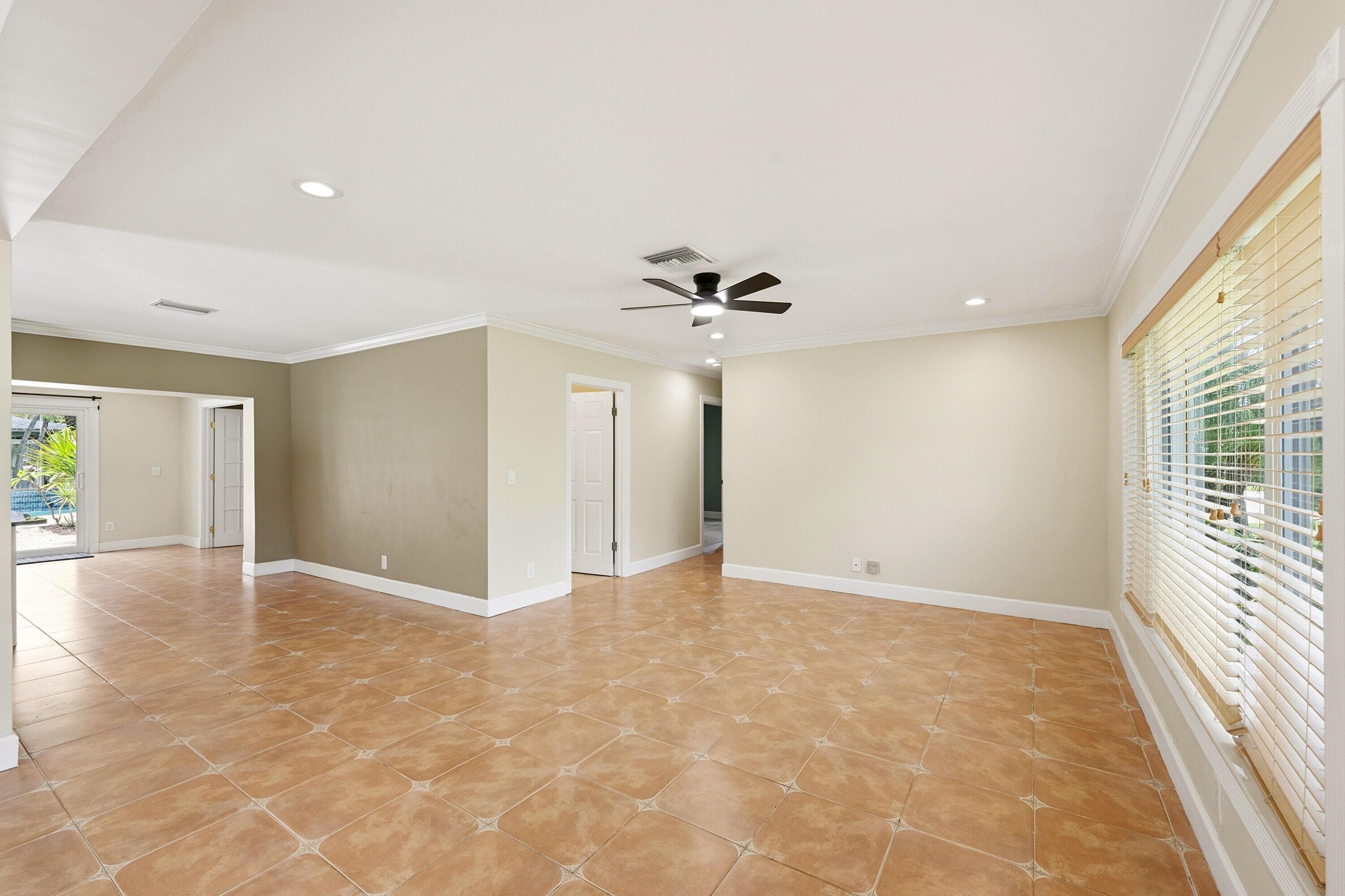 2811 NE 16th Street, Pompano Beach, FL 33062 — photo 15 of 54