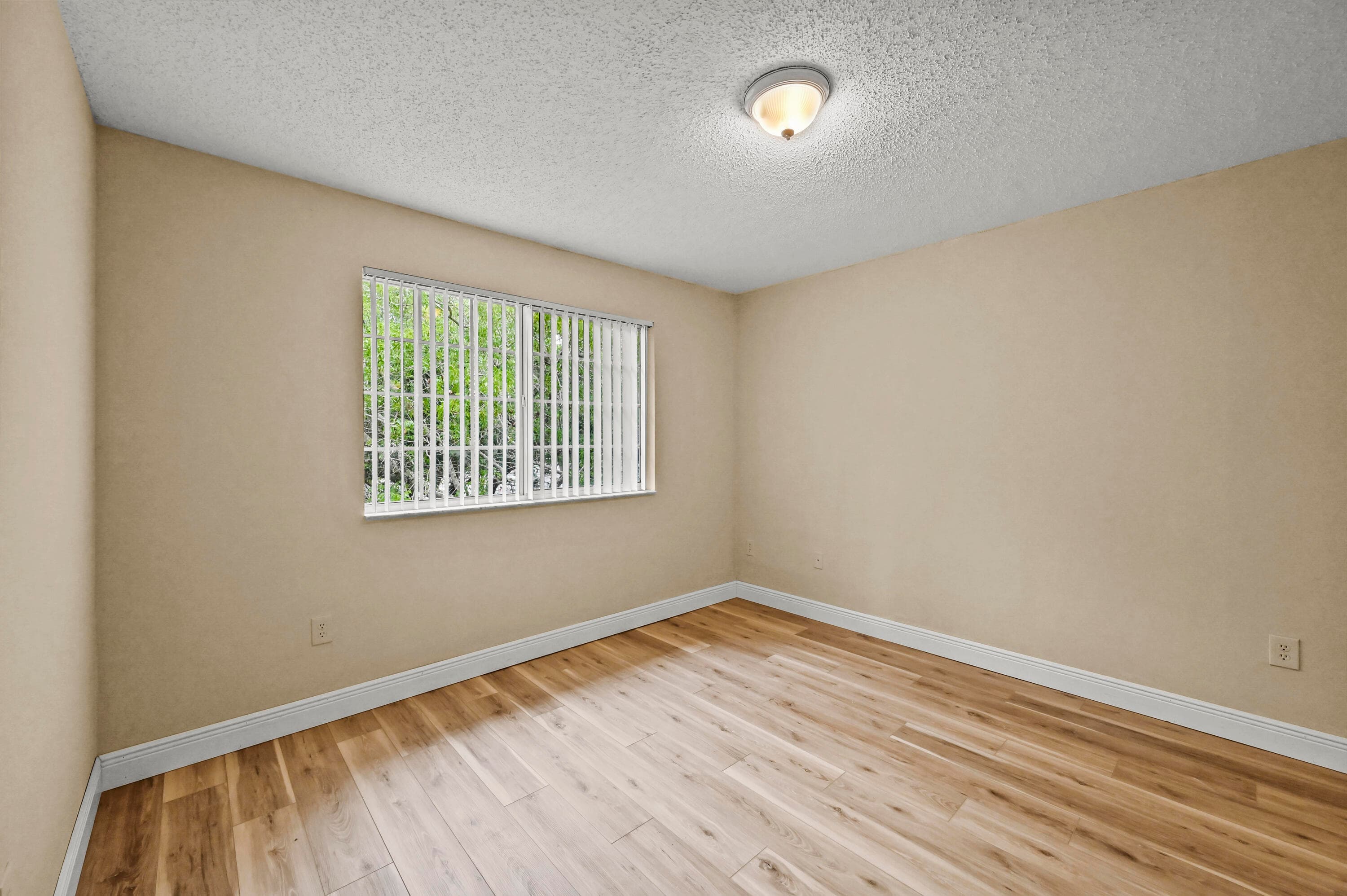 1100 S Crestwood Ct S S 1109, Royal Palm Beach, FL 33411 — photo 13 of 35