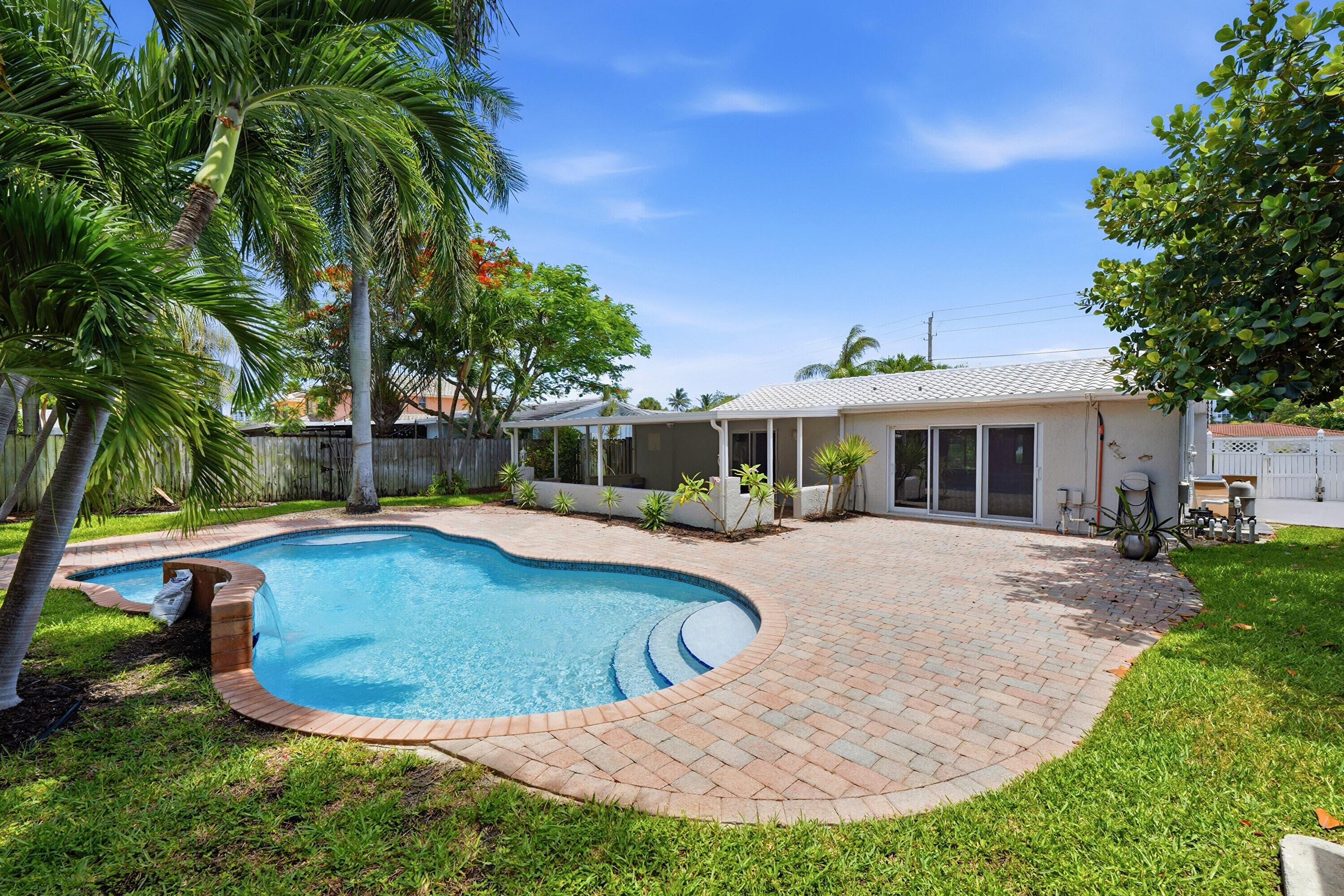 2811 NE 16th Street, Pompano Beach, FL 33062 — photo 41 of 54