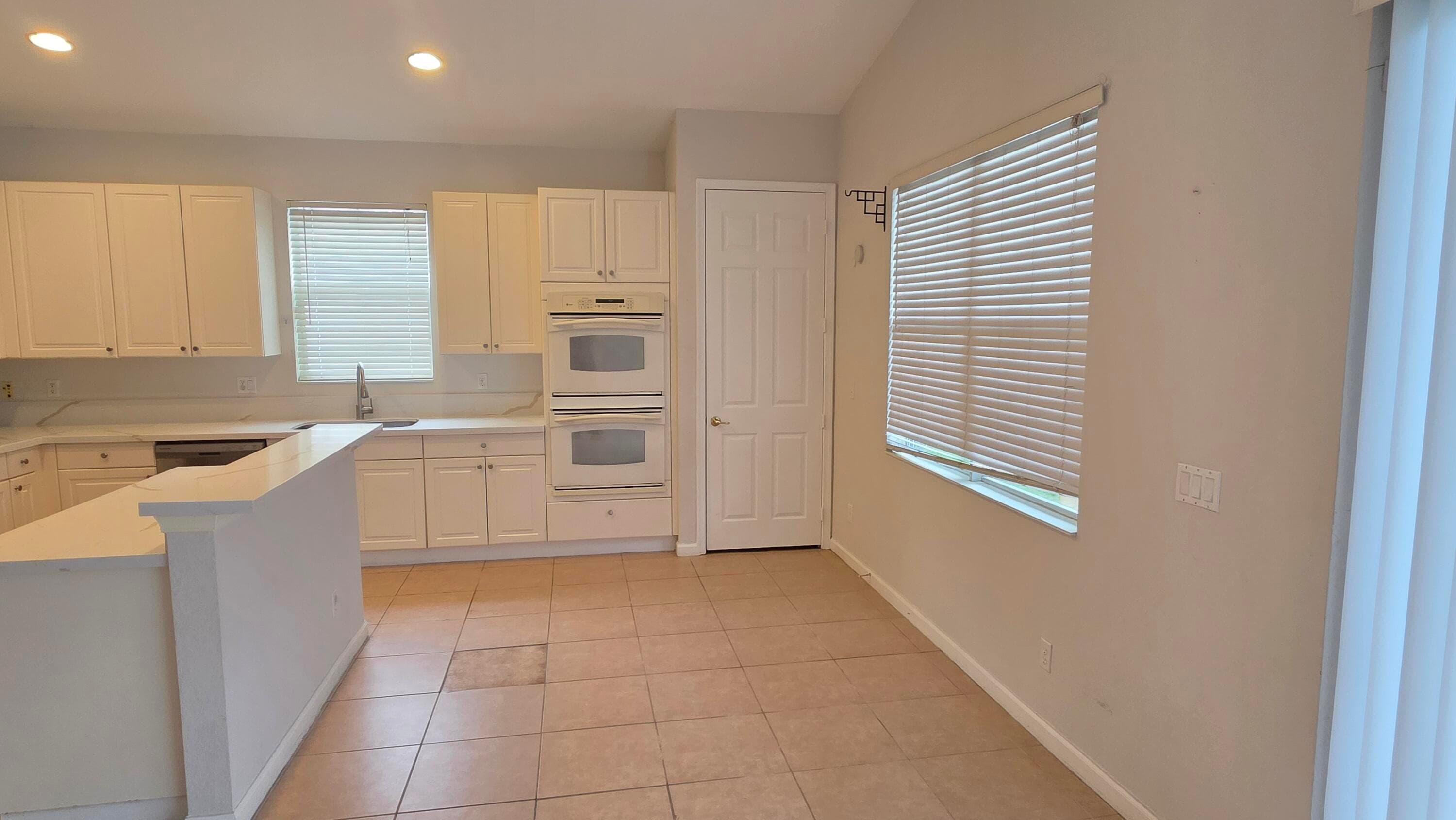 2264 SW Newport Isles Boulevard, Port St. Lucie, FL 34953 — photo 7 of 16