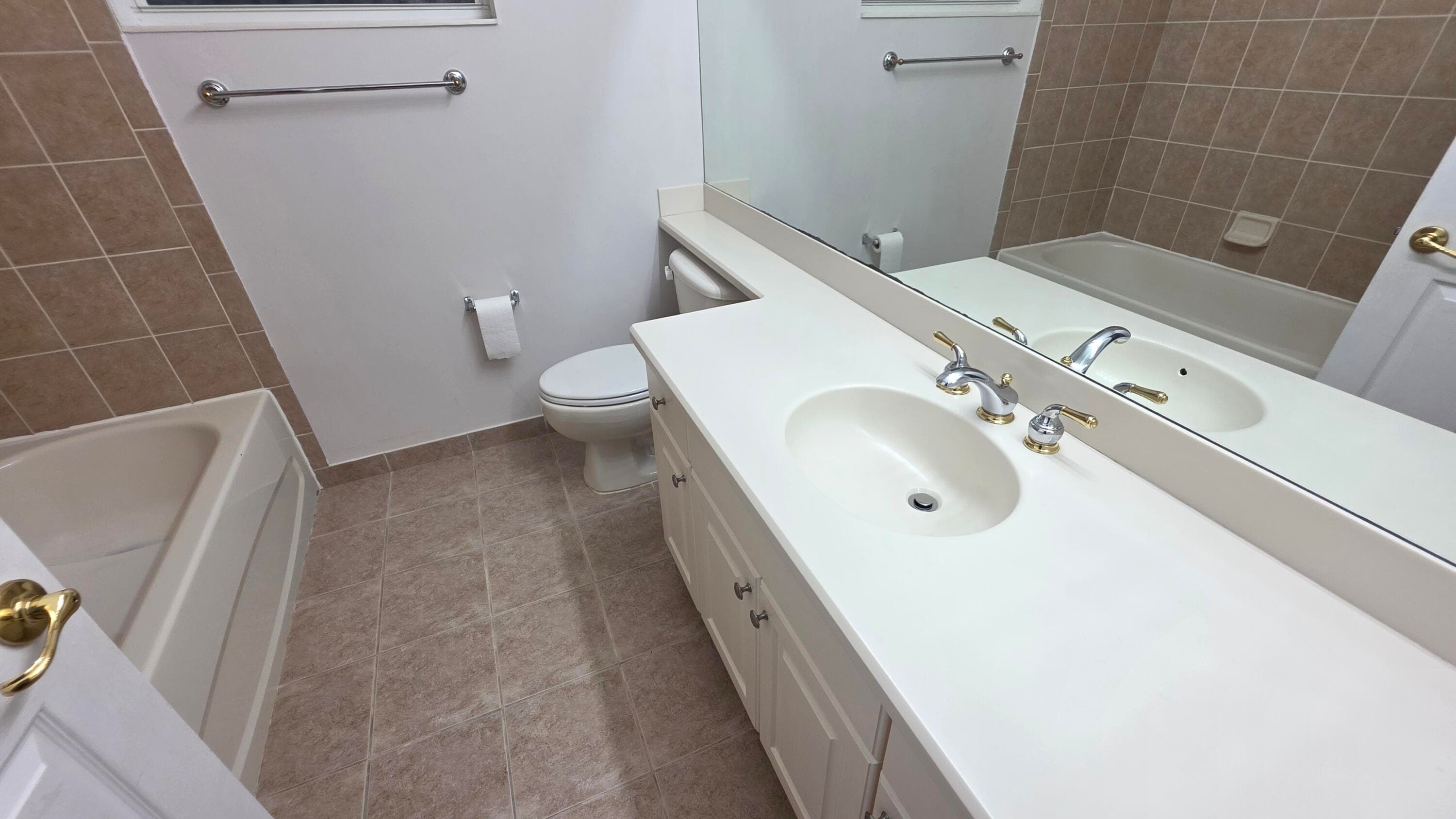 2264 SW Newport Isles Boulevard, Port St. Lucie, FL 34953 — photo 14 of 16