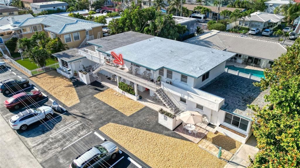 323 Elm Street 7, Hollywood, FL 33019 — photo 24 of 30