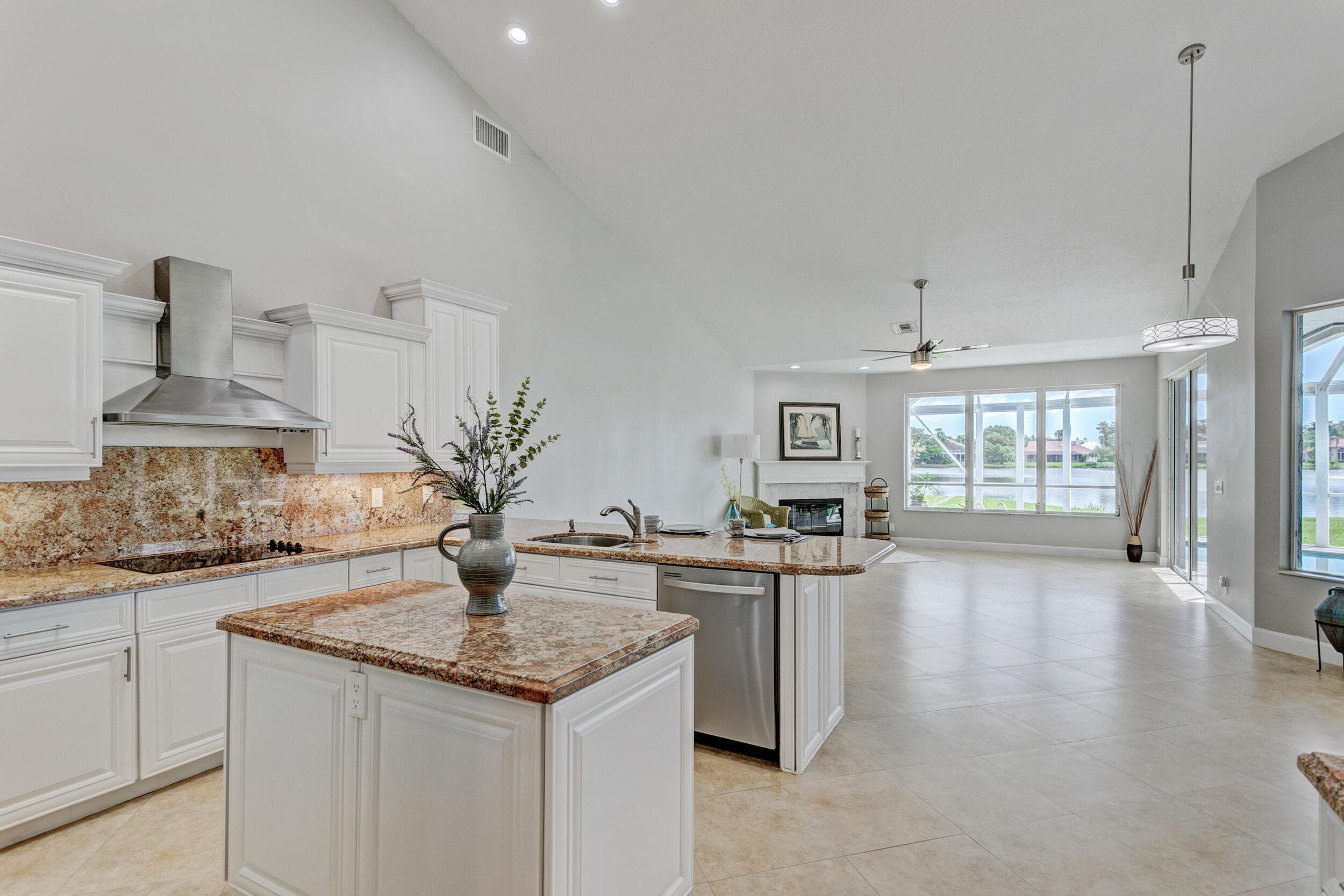 139 Brookhaven Court, Palm Beach Gardens, FL 33418 — photo 9 of 42