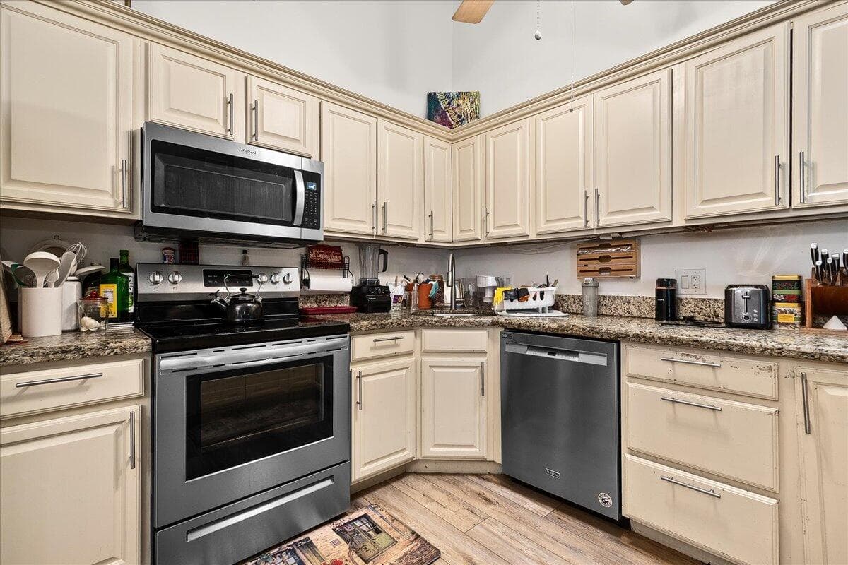 5715 Golden Eagle Circle, Palm Beach Gardens, FL 33418 — photo 10 of 48