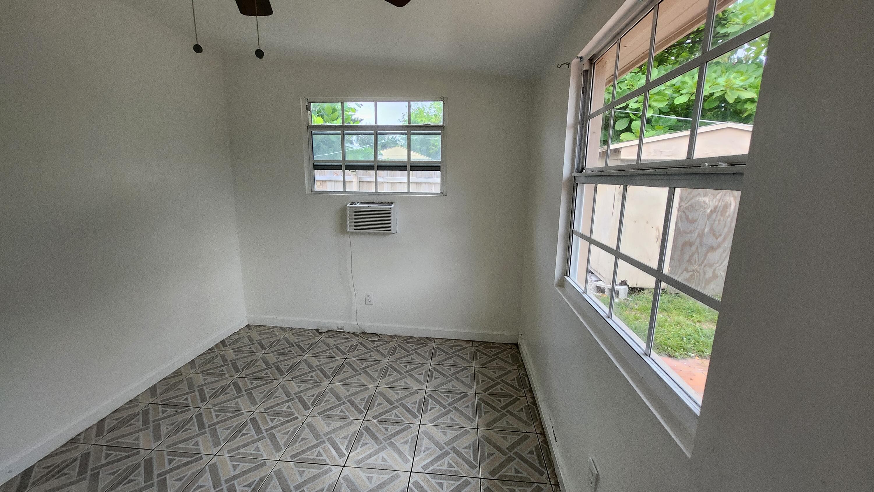 43 SW 11th Street Unit E, Dania Beach, FL 33004 — photo 2 of 8