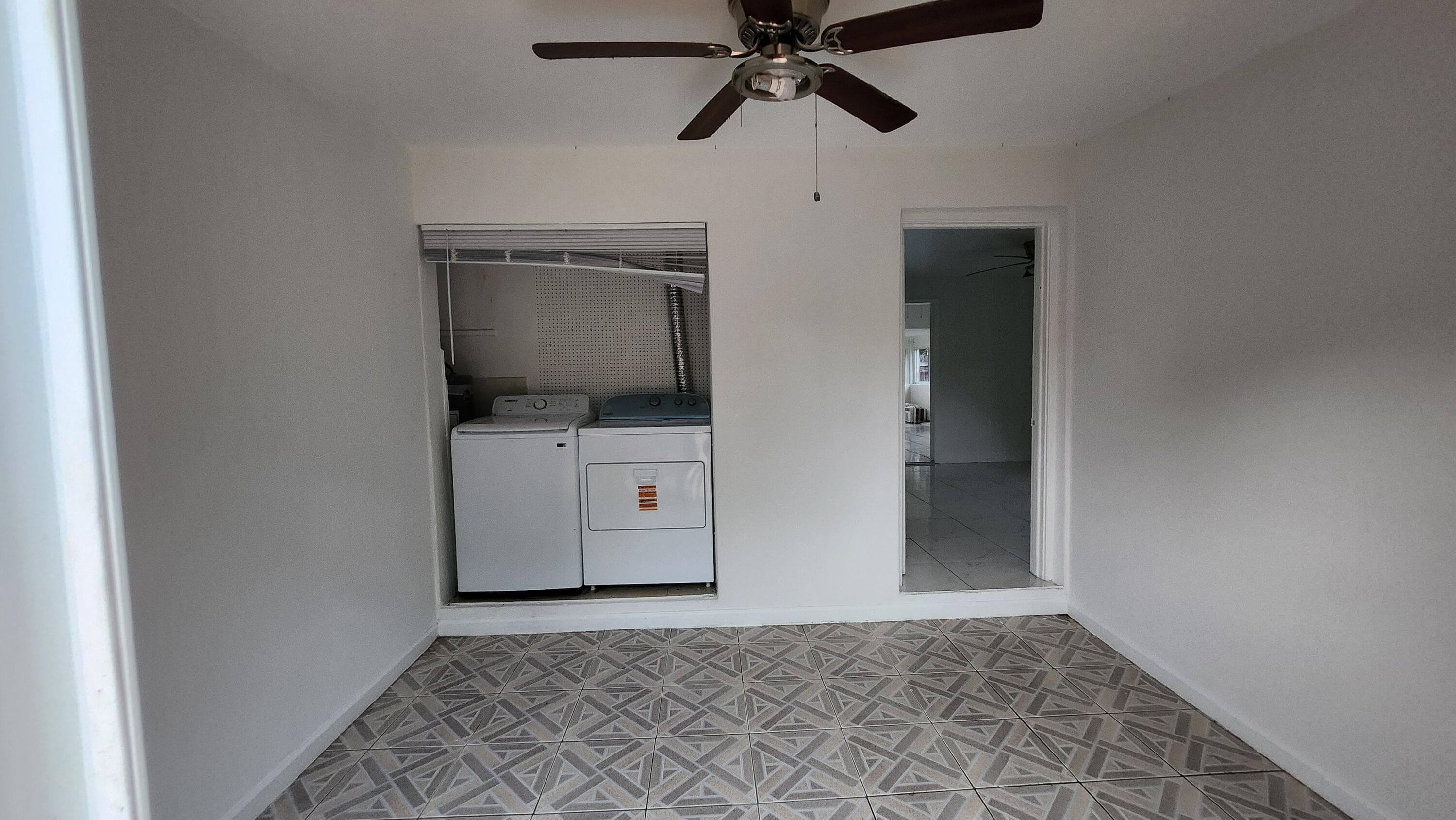 43 SW 11th Street Unit E, Dania Beach, FL 33004 — photo 3 of 8