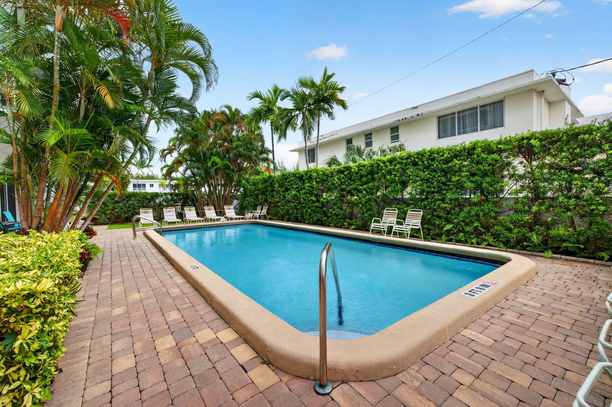 720 Orton Avenue 704, Fort Lauderdale, FL 33304 — photo 32 of 53
