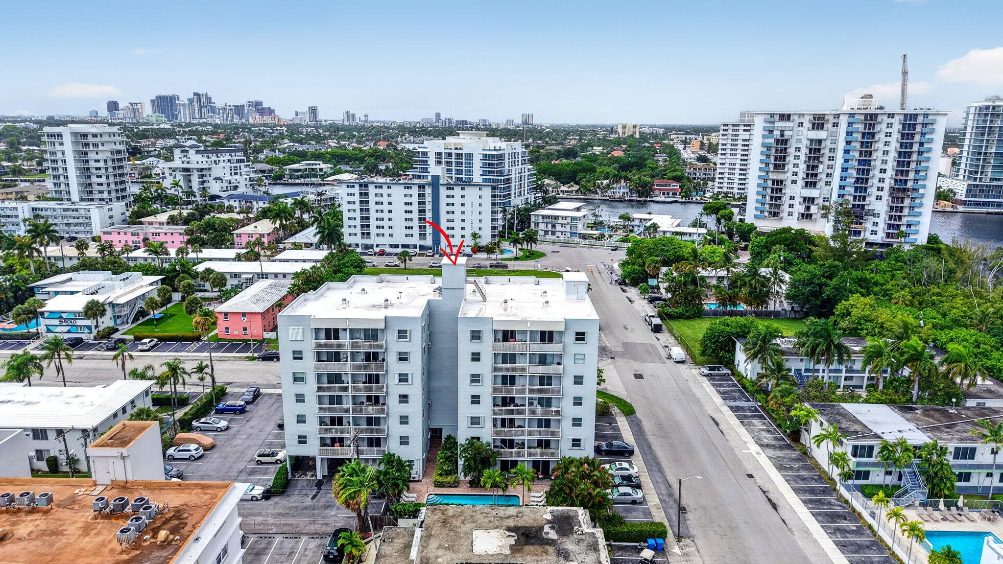 720 Orton Avenue 704, Fort Lauderdale, FL 33304 — photo 38 of 53