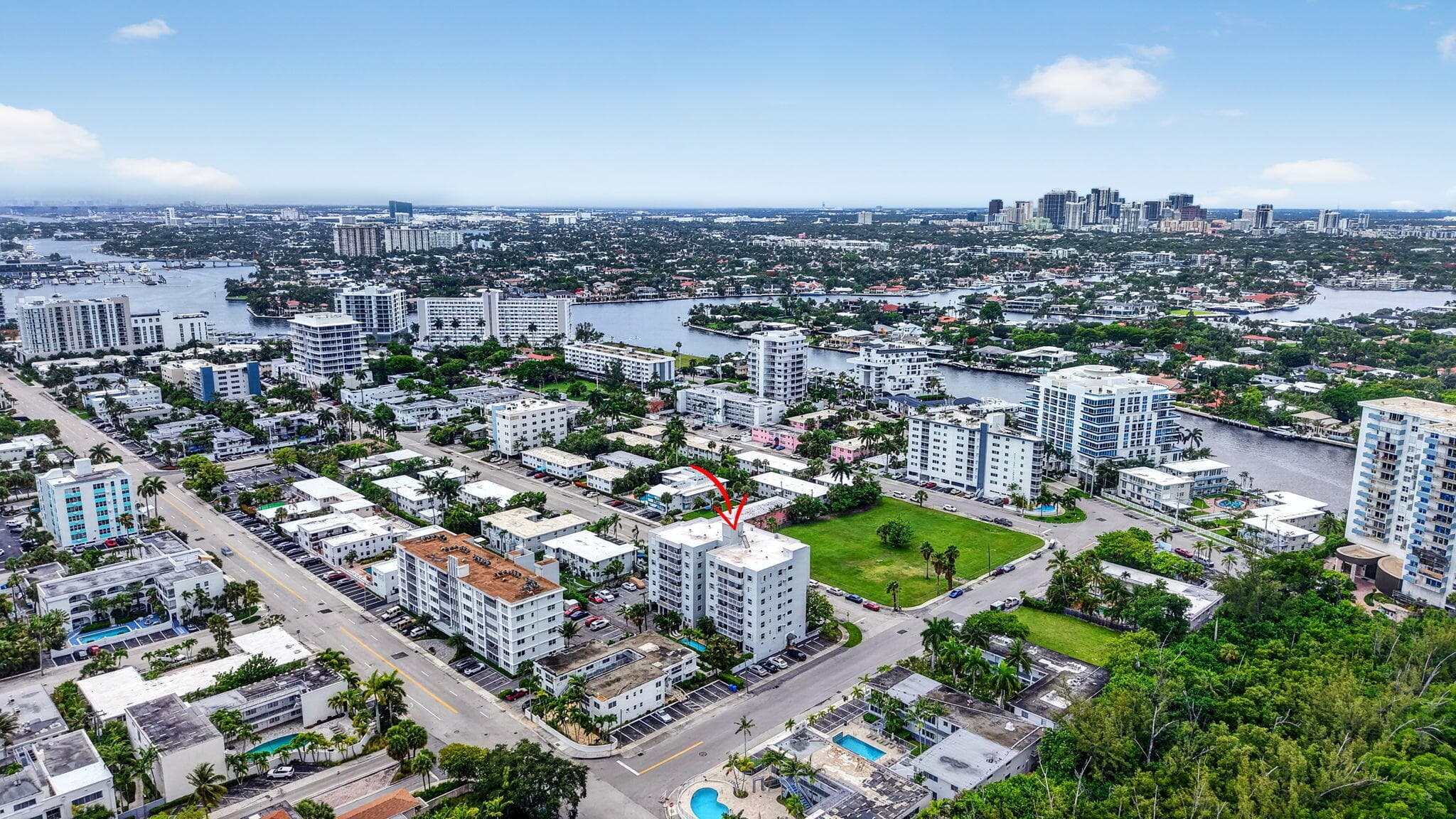 720 Orton Avenue 704, Fort Lauderdale, FL 33304 — photo 44 of 53