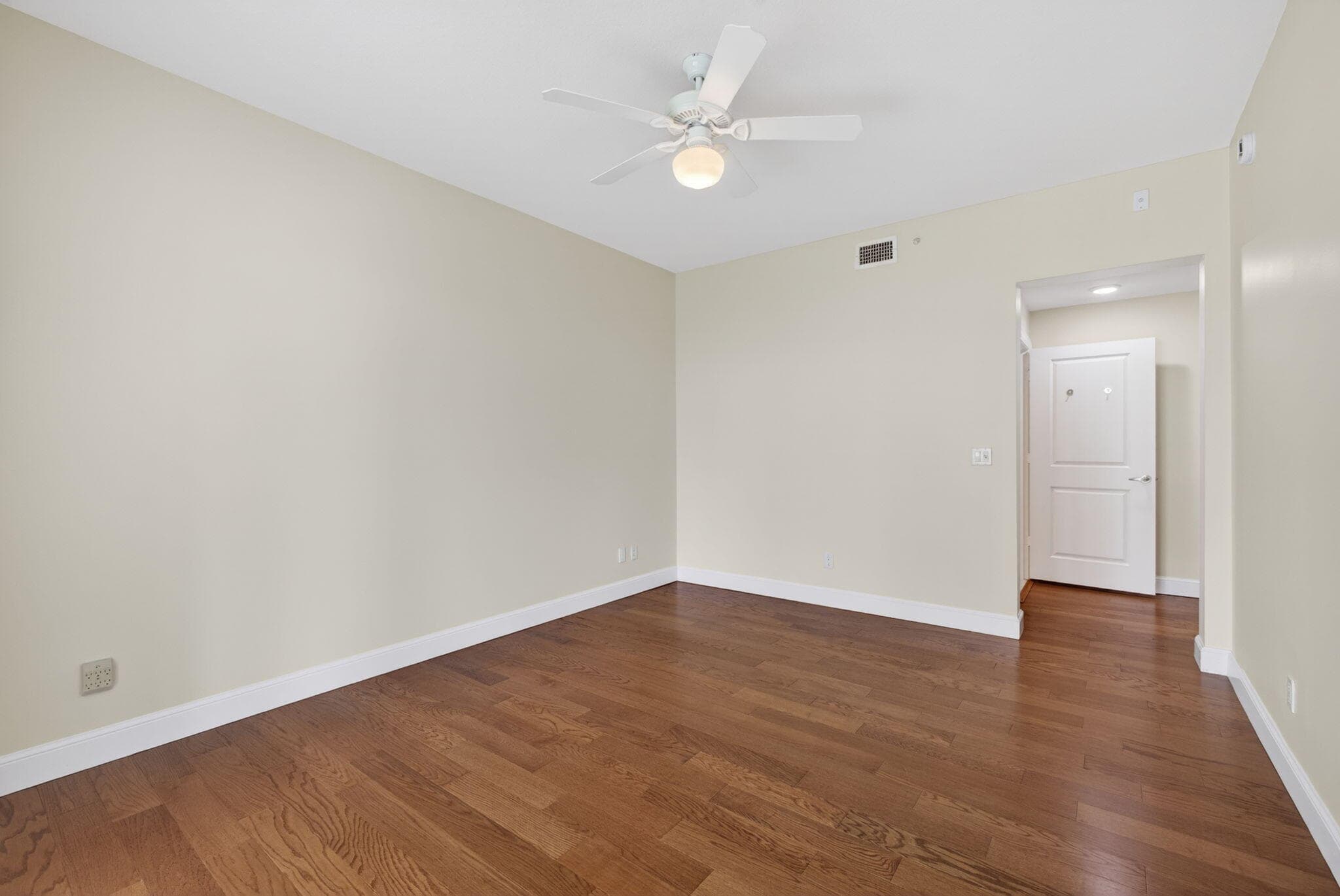 712 Bay Colony Drive S, Juno Beach, FL 33408 — photo 21 of 49