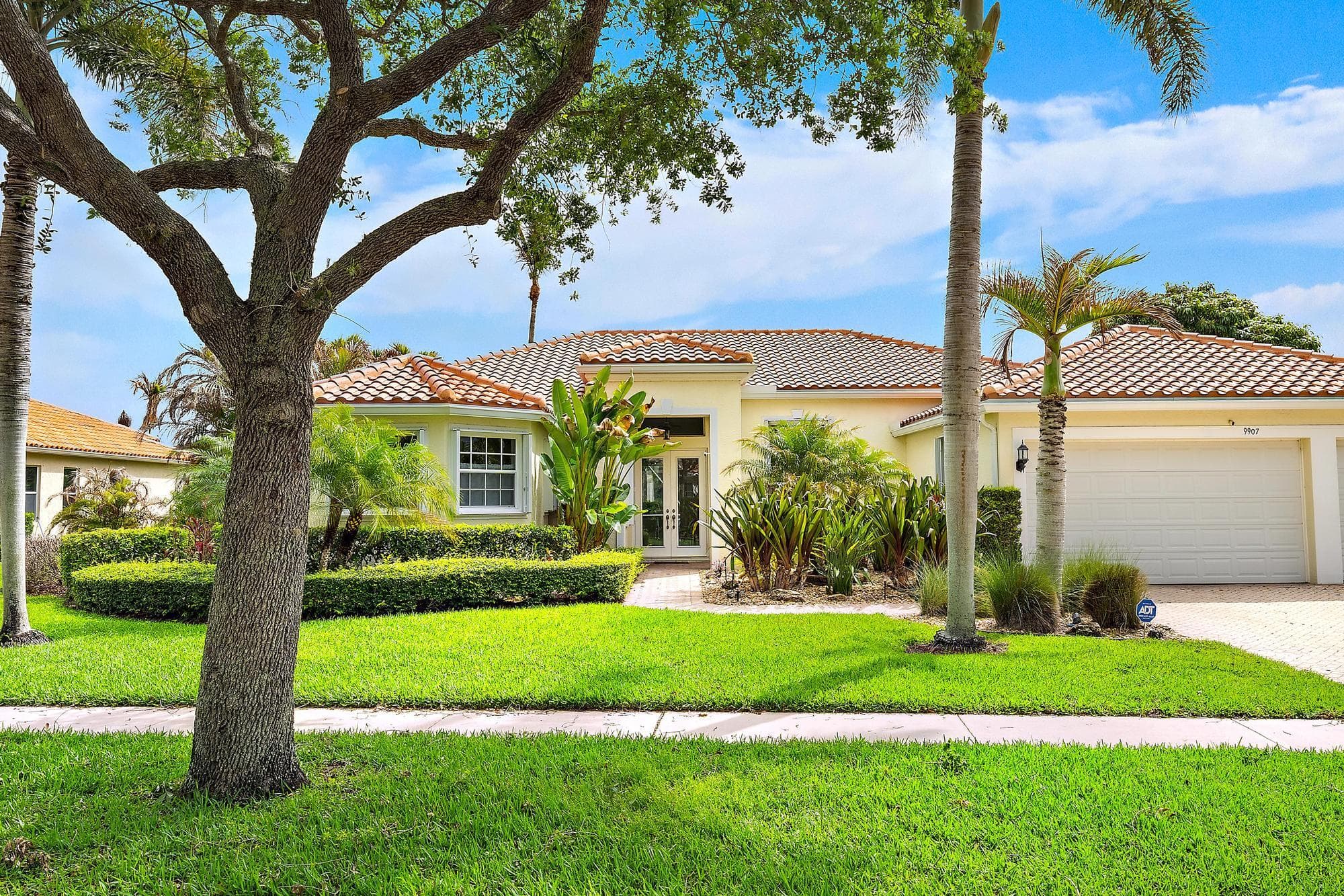 9907 SE Osprey Pointe Drive, Hobe Sound, FL 33455 — photo 1 of 35