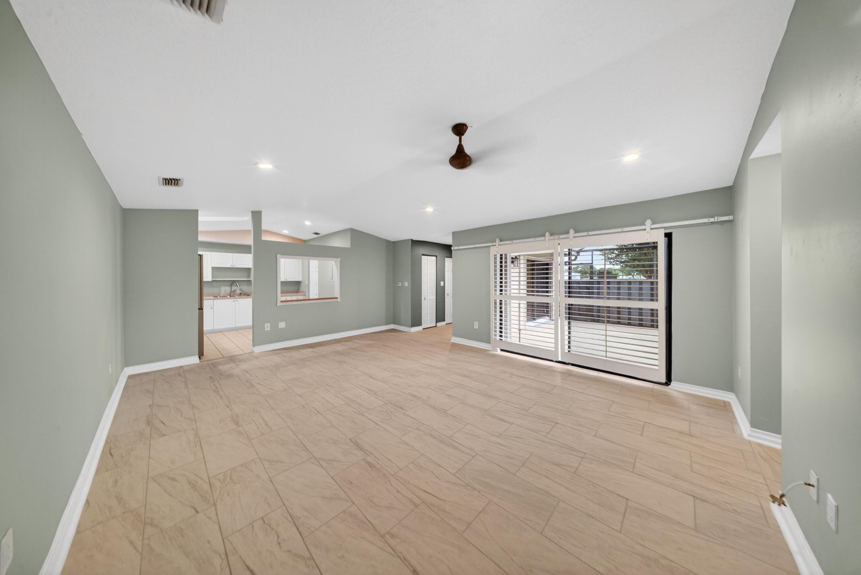 1567 Pheasant Walk B, Fort Pierce, FL 34950 — photo 7 of 18