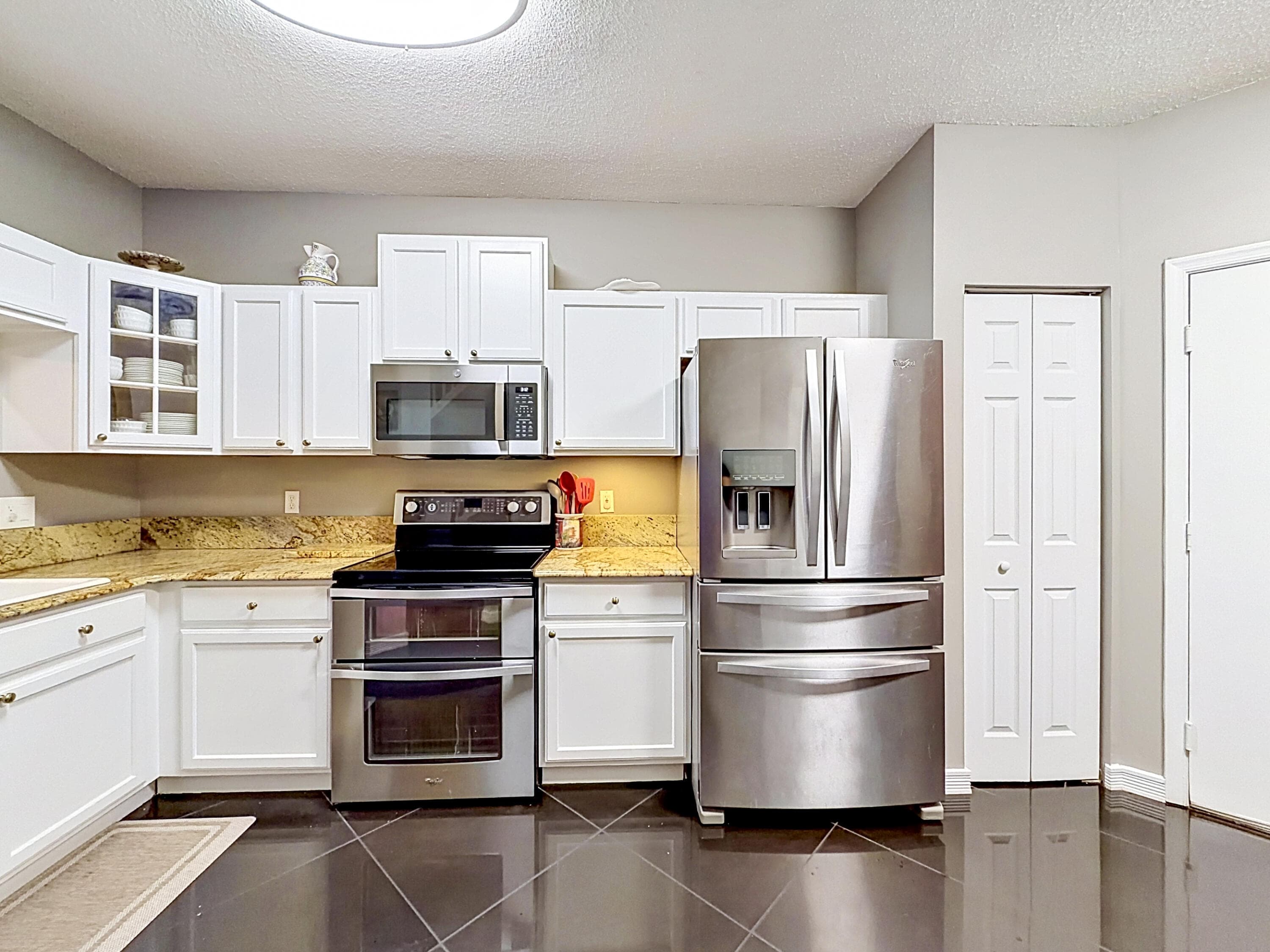 8279 Via Leonessa Drive, Boca Raton, FL 33433 — photo 10 of 66
