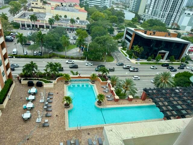 100 N Federal Highway 1409, Fort Lauderdale, FL 33301 — photo 3 of 23
