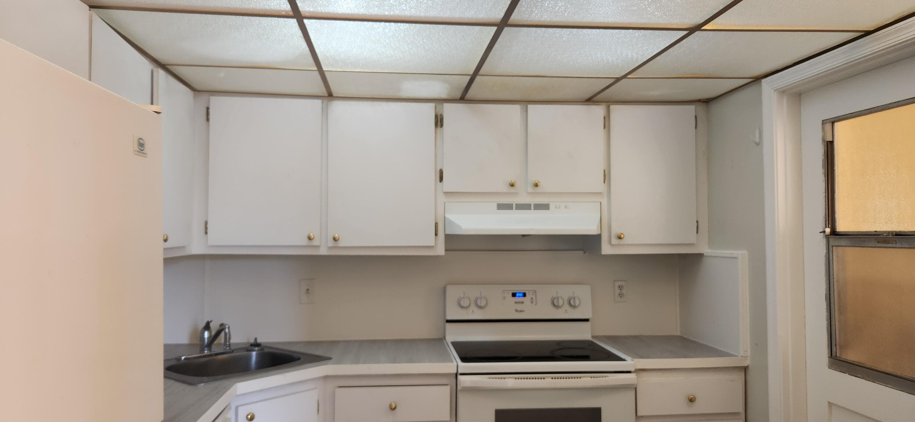 1420 SE 4th Avenue SE 2, Pompano Beach, FL 33060 — photo 13 of 38