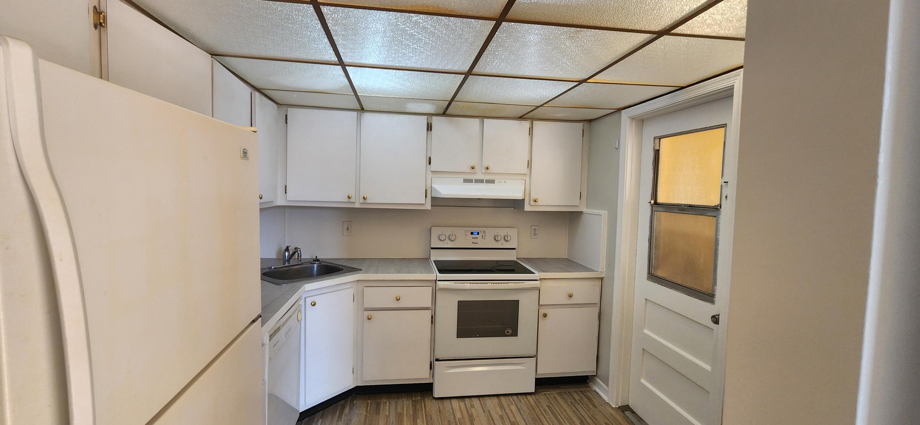 1420 SE 4th Avenue SE 2, Pompano Beach, FL 33060 — photo 11 of 38