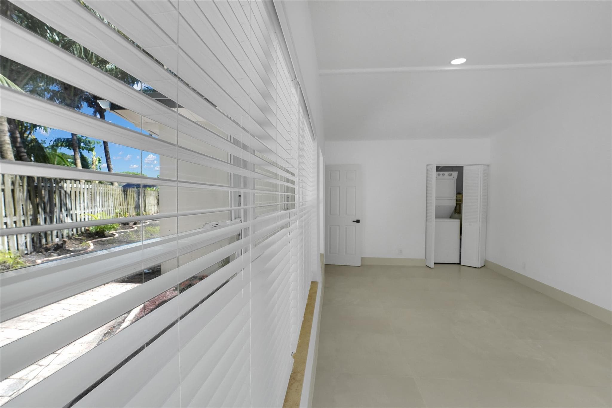812 NE 4th Avenue, Pompano Beach, FL 33060 — photo 28 of 45