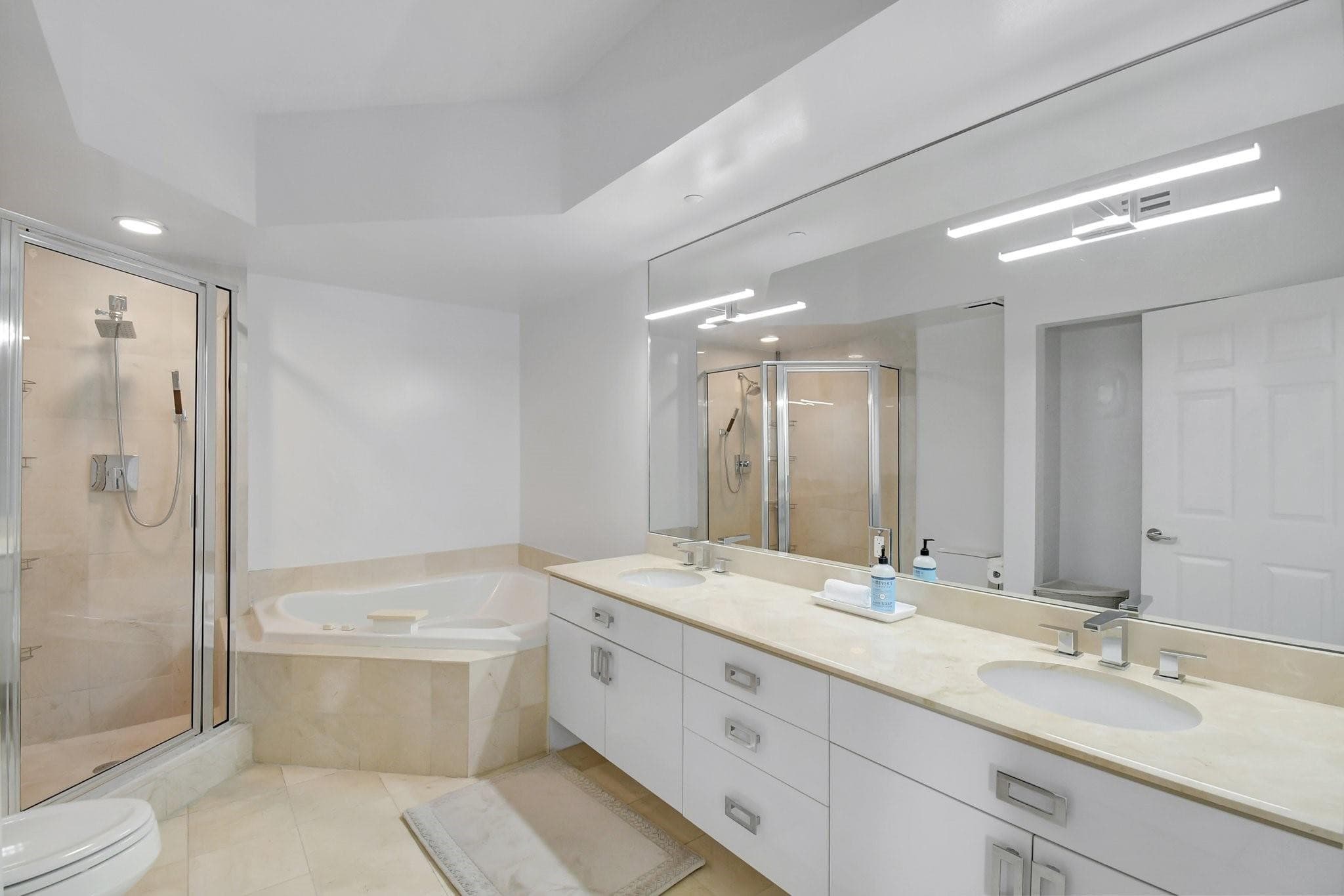 3100 N Ocean Boulevard N 1605, Fort Lauderdale, FL 33308 — photo 33 of 50
