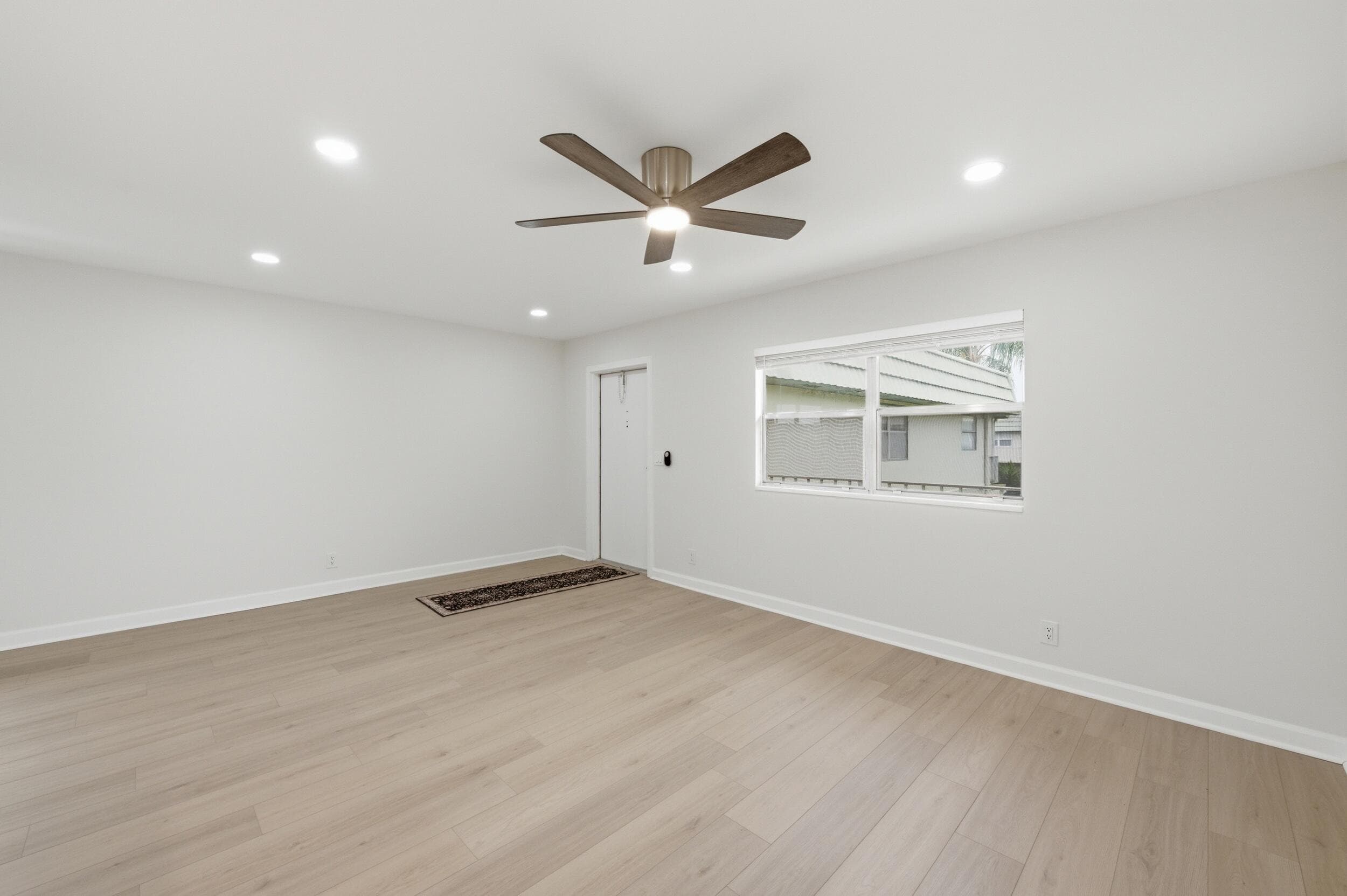 670 Monaco N, Delray Beach, FL 33446 — photo 10 of 36