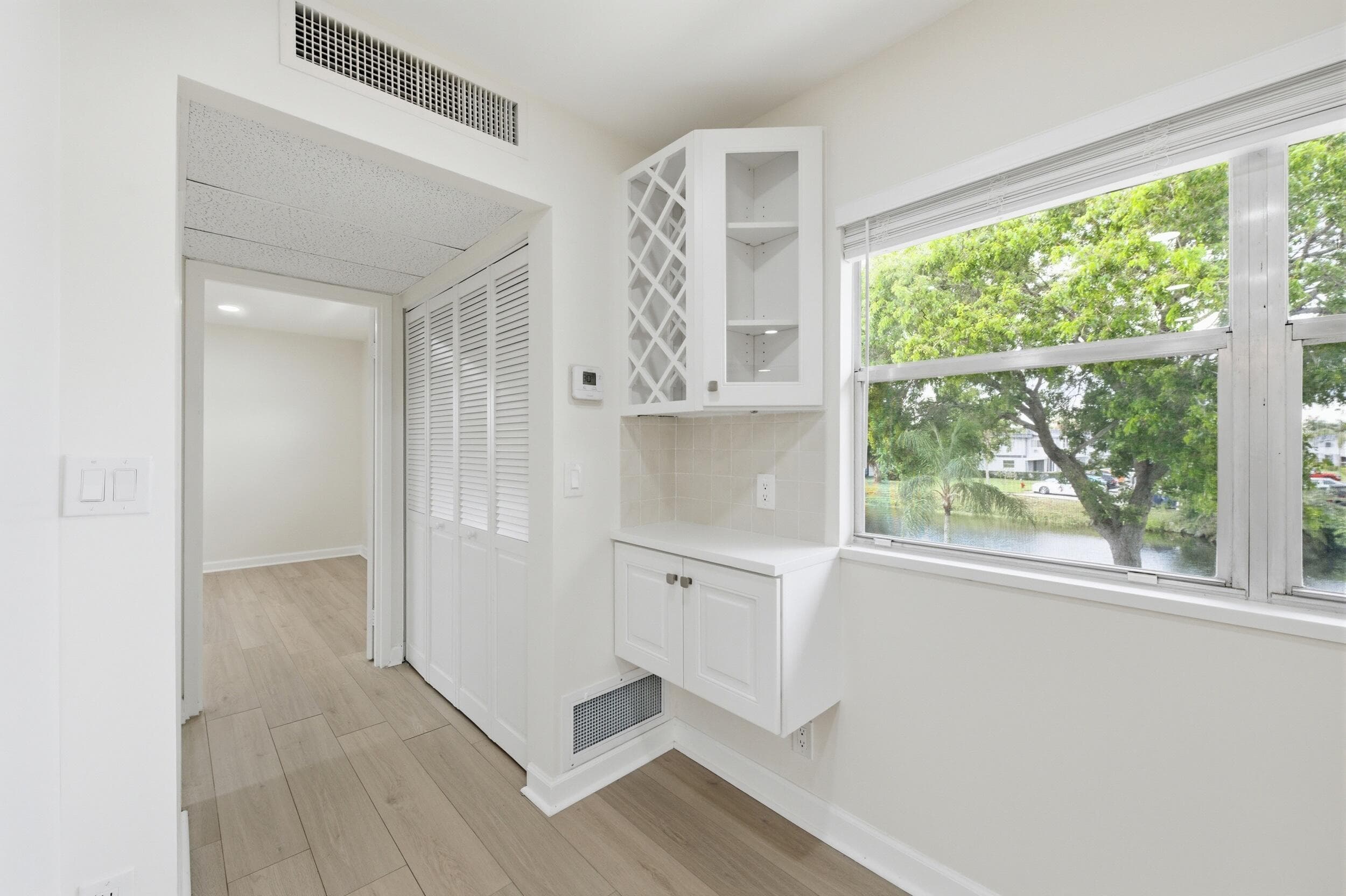 670 Monaco N, Delray Beach, FL 33446 — photo 3 of 36