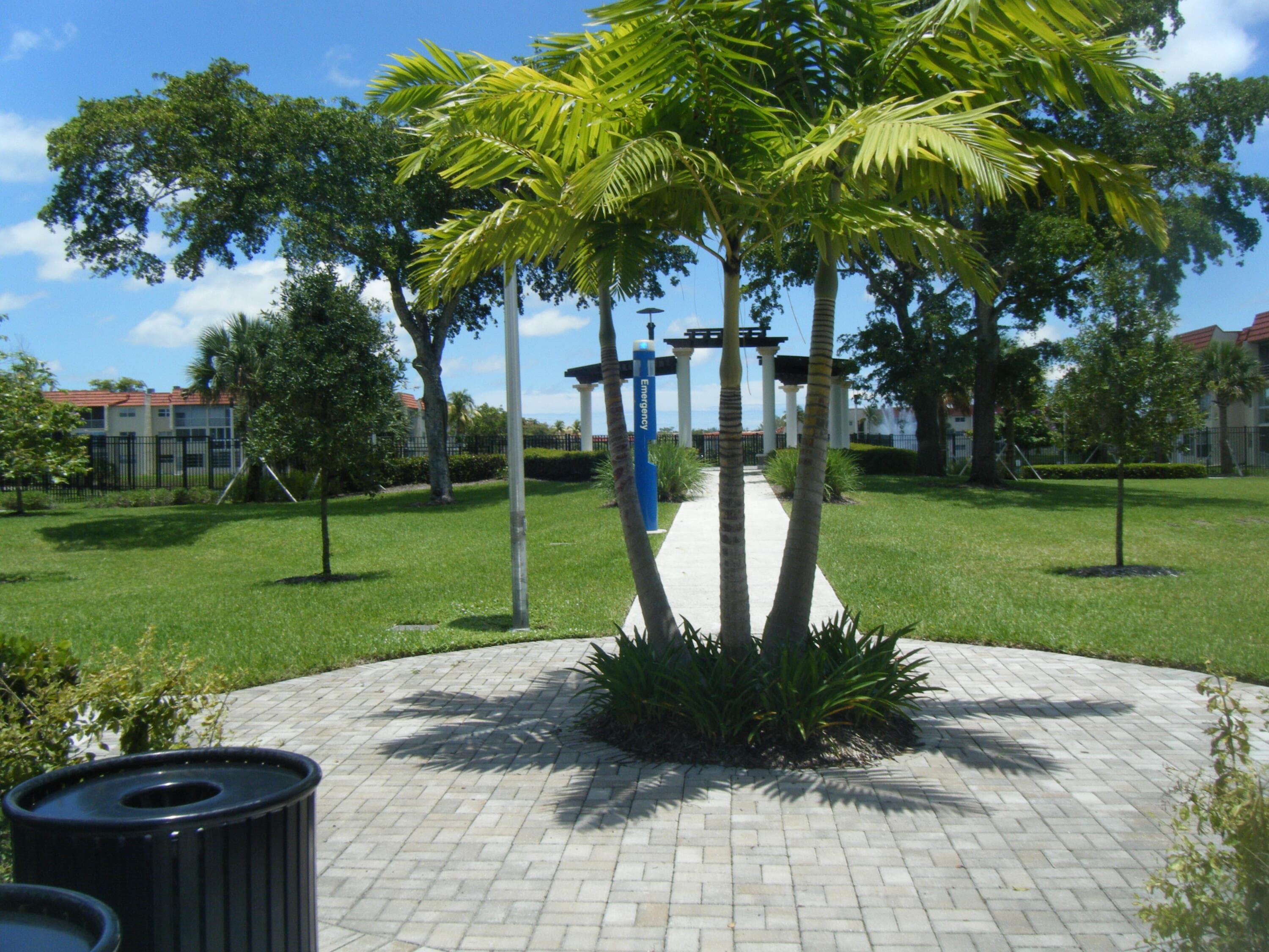 8020 Sunrise Lakes Drive N 111, Sunrise, FL 33322 — photo 19 of 23