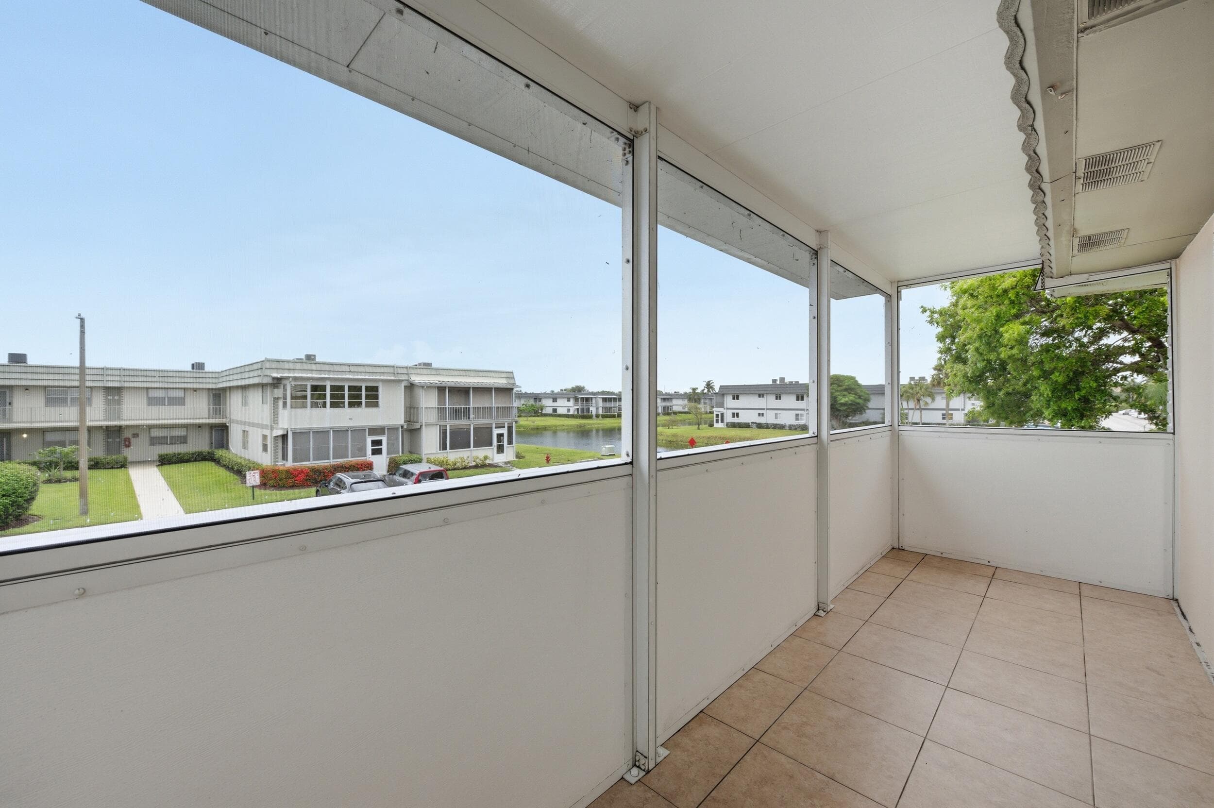 670 Monaco N, Delray Beach, FL 33446 — photo 28 of 36