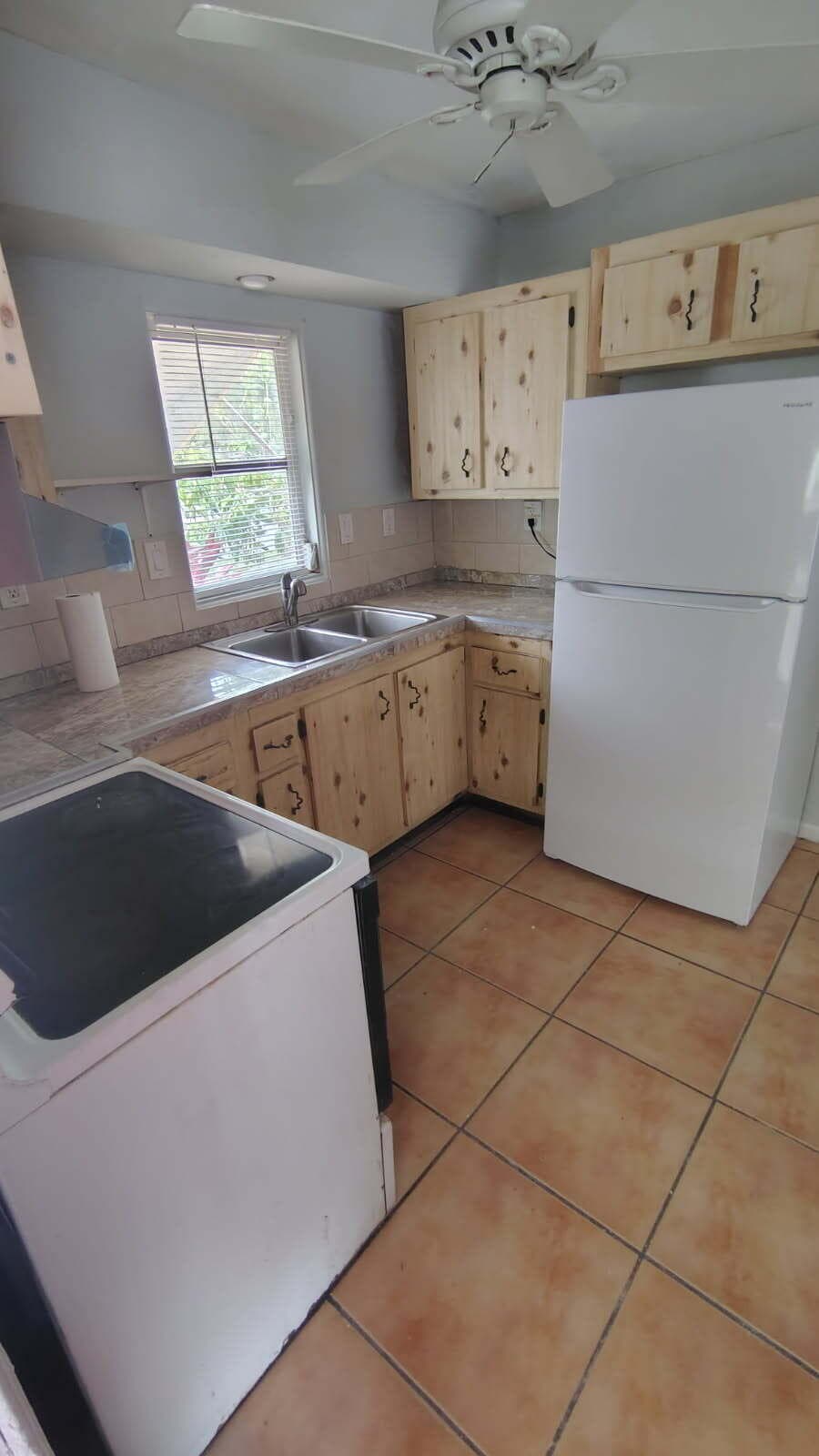 1231 N F Street 1, Lake Worth Beach, FL 33460 — photo 6 of 14