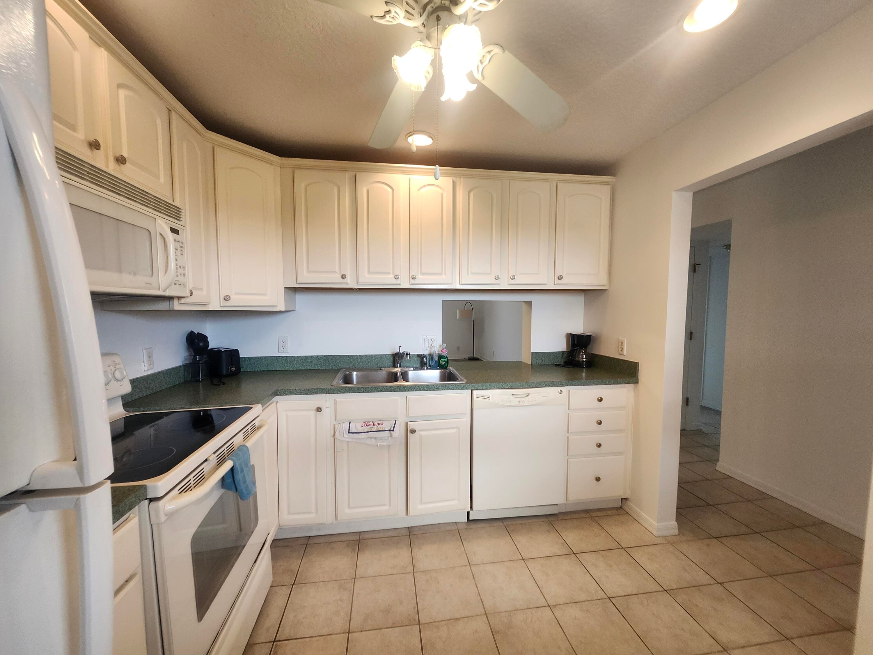 2600 NE 1st Lane 402, Boynton Beach, FL 33435 — photo 15 of 50