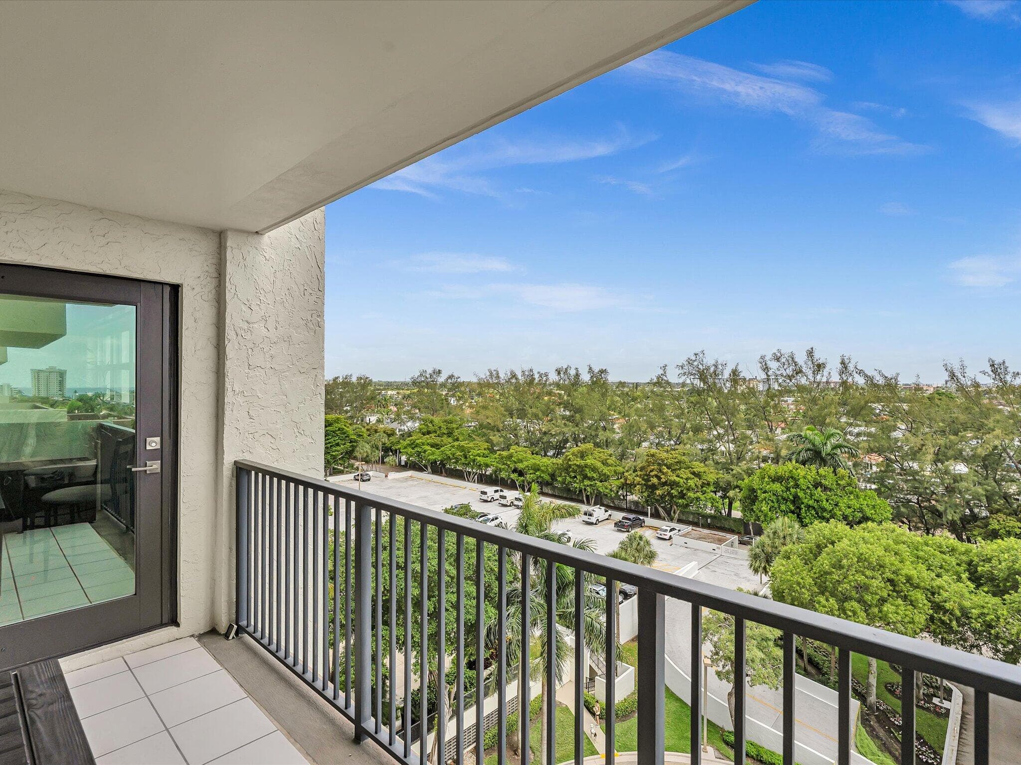 3200 Port Royale Drive N 910, Fort Lauderdale, FL 33308 — photo 14 of 86