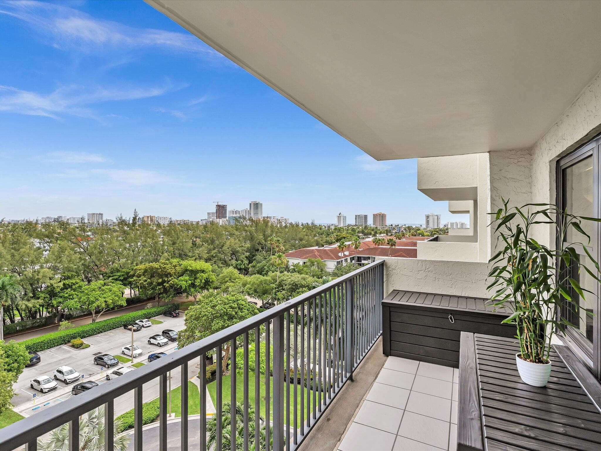 3200 Port Royale Drive N 910, Fort Lauderdale, FL 33308 — photo 16 of 86