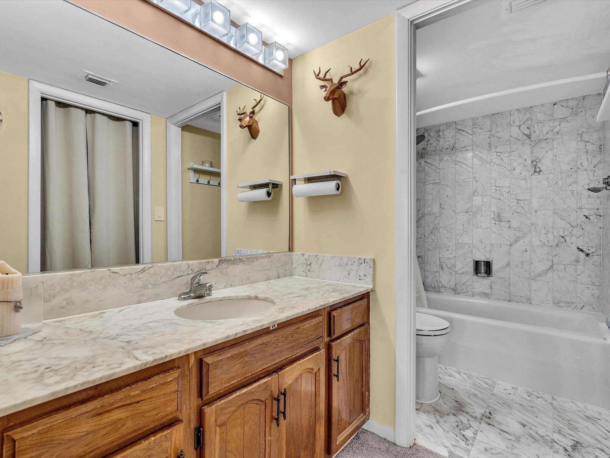 3200 Port Royale Drive N 910, Fort Lauderdale, FL 33308 — photo 11 of 86