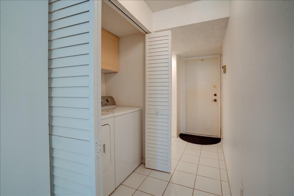 10256 Andover Coach Circle G1, Lake Worth, FL 33449 — photo 23 of 48