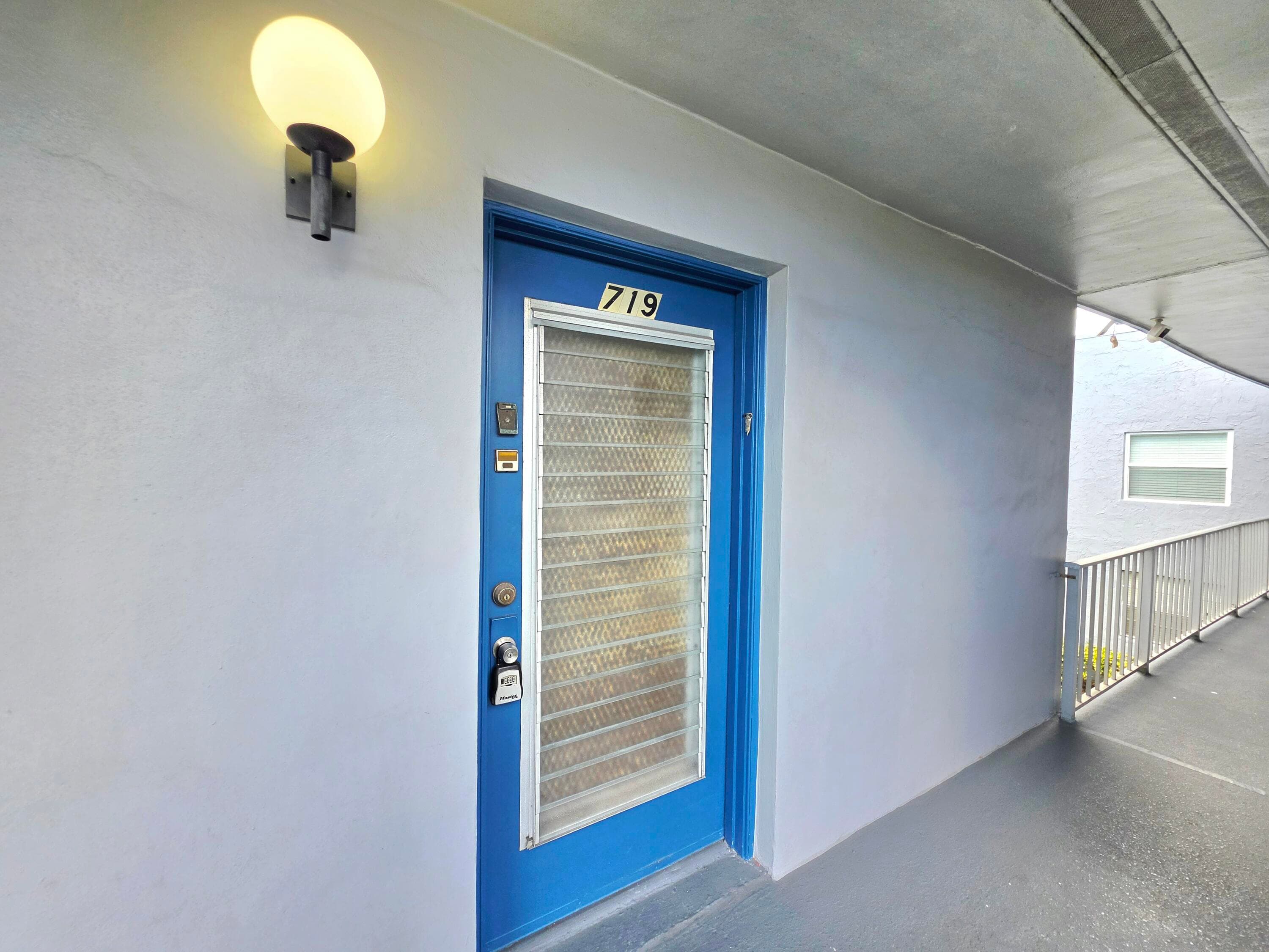 719 Flanders Drive O, Delray Beach, FL 33484 — photo 18 of 37