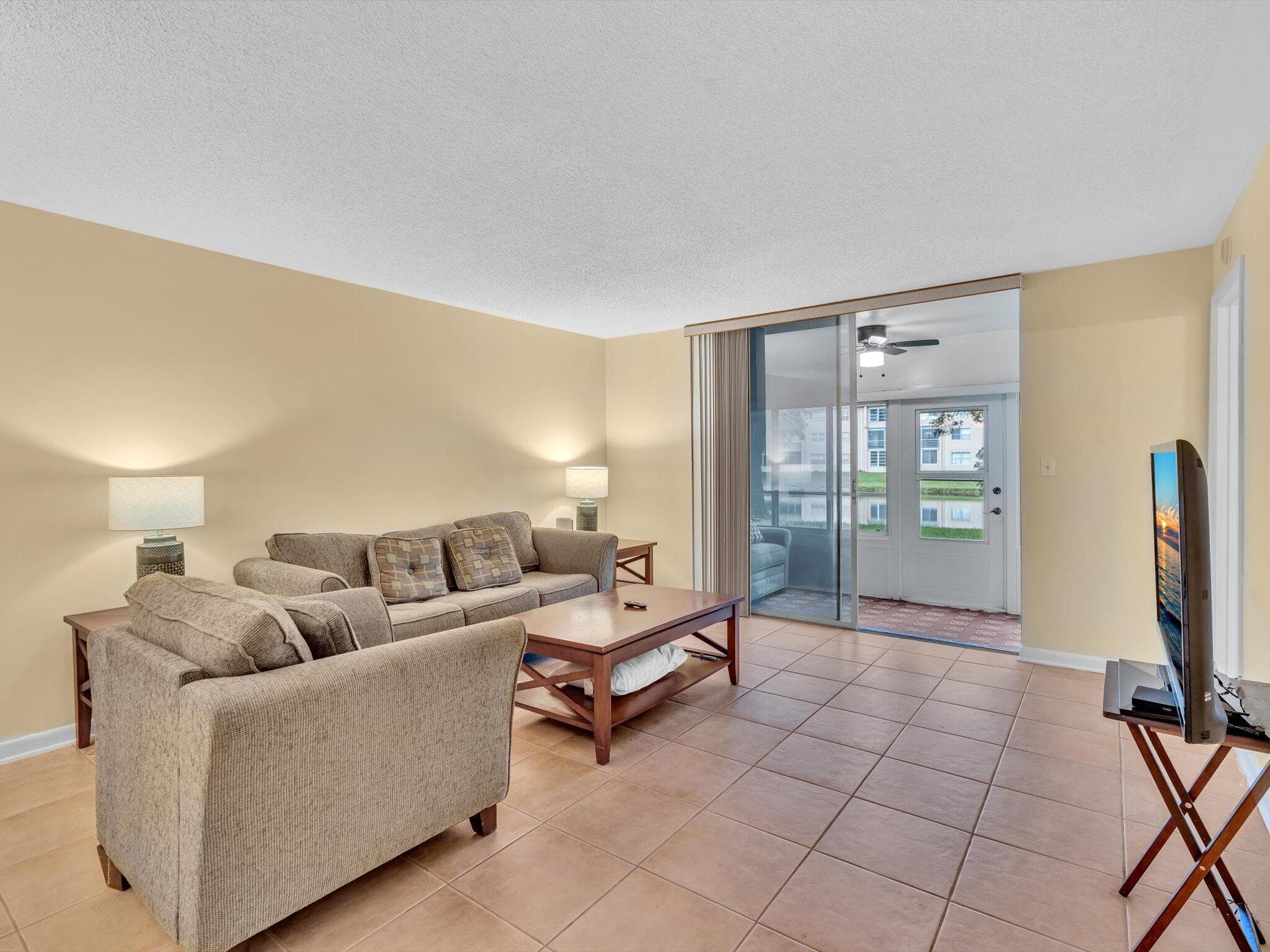 9301 Sunrise Lakes Boulevard, Sunrise, FL 33322 — photo 17 of 69