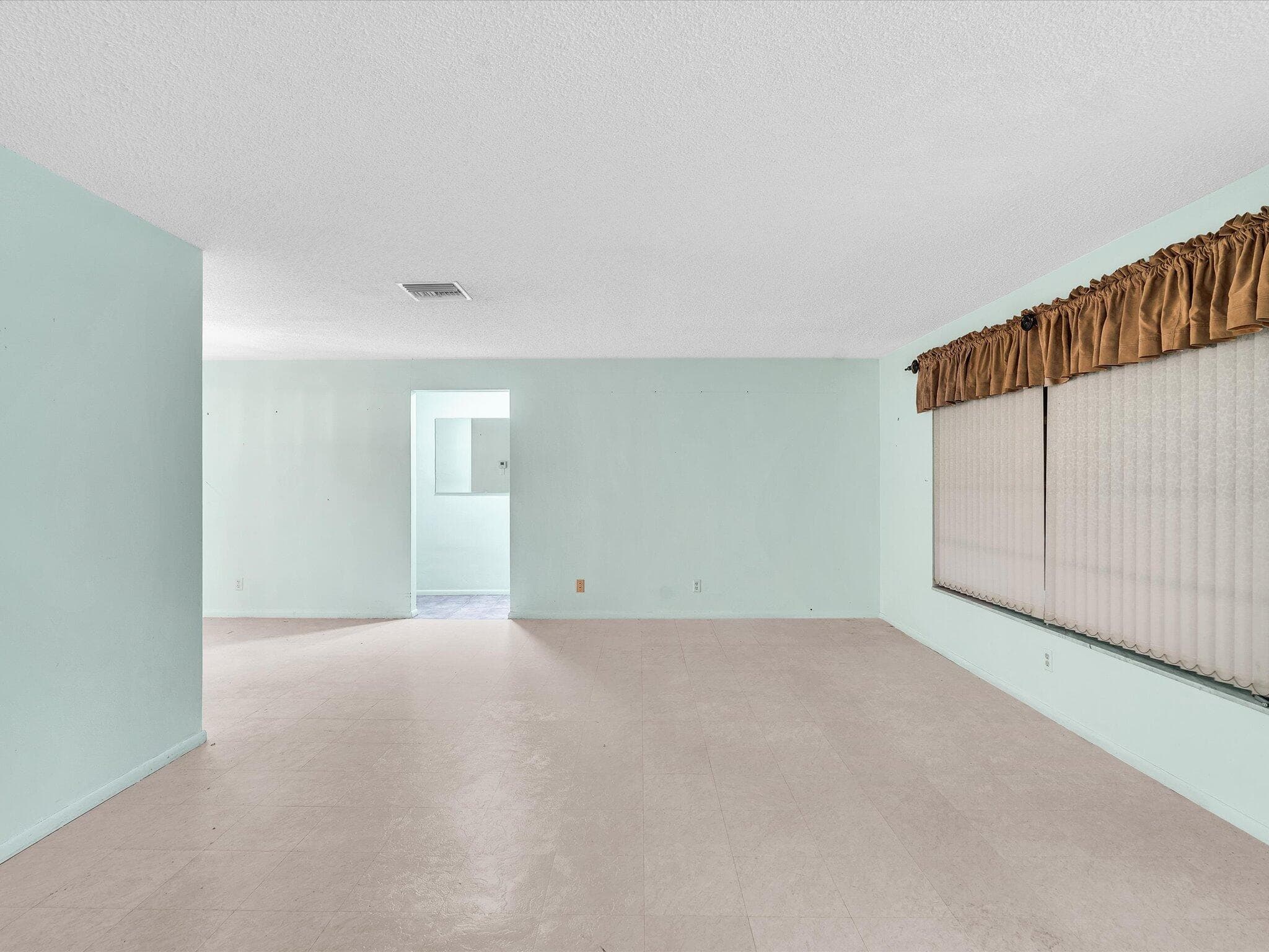 4514 NW 43rd Terrace, Tamarac, FL 33319 — photo 14 of 61