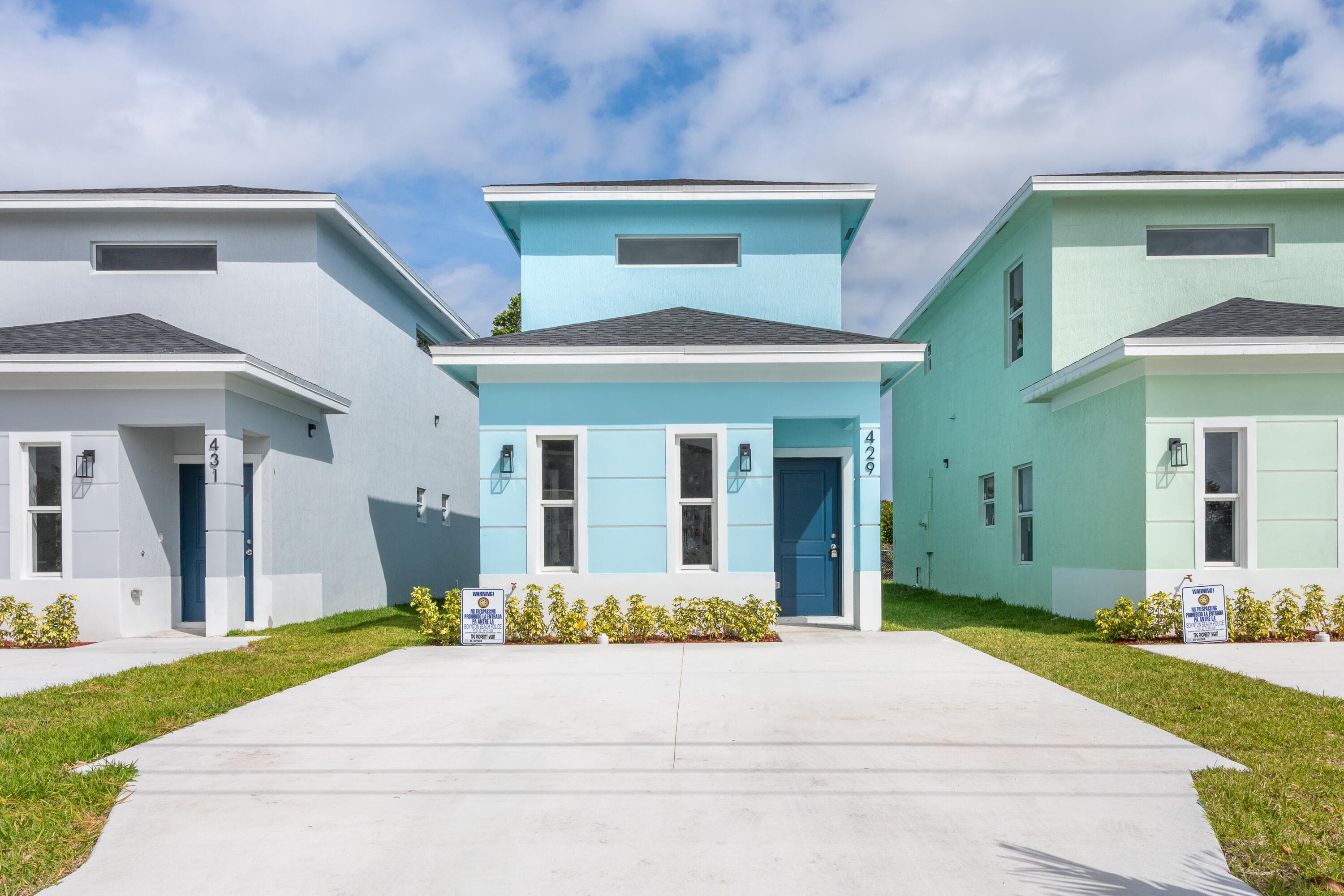 430 NW 13th Avenue, Boynton Beach, FL 33435 — photo 1 of 23