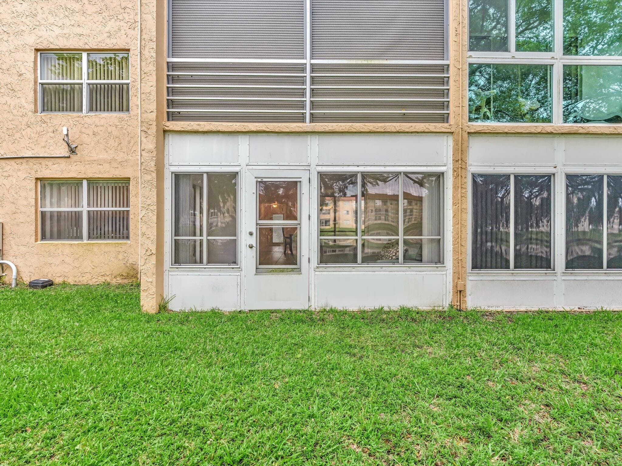 9301 Sunrise Lakes Boulevard, Sunrise, FL 33322 — photo 38 of 69