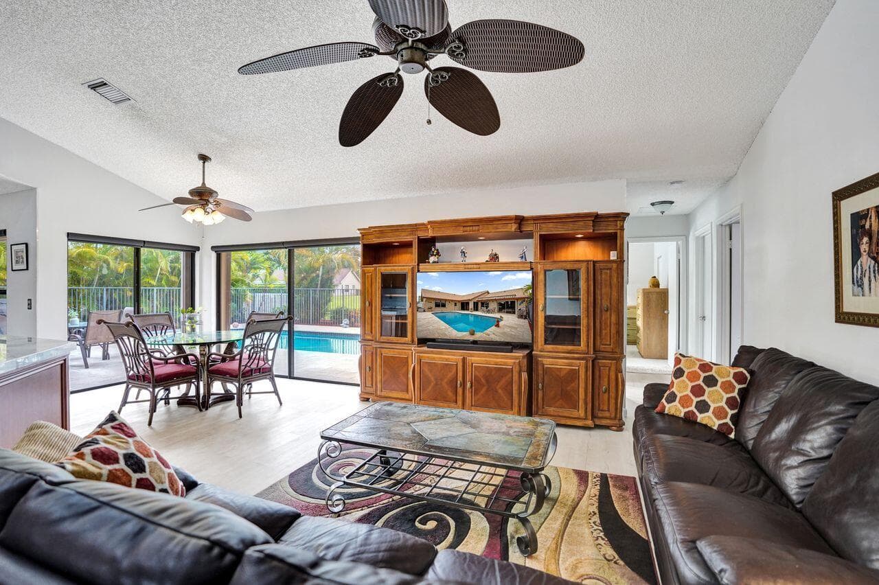 6063 Sunberry Circle, Boynton Beach, FL 33437 — photo 25 of 95