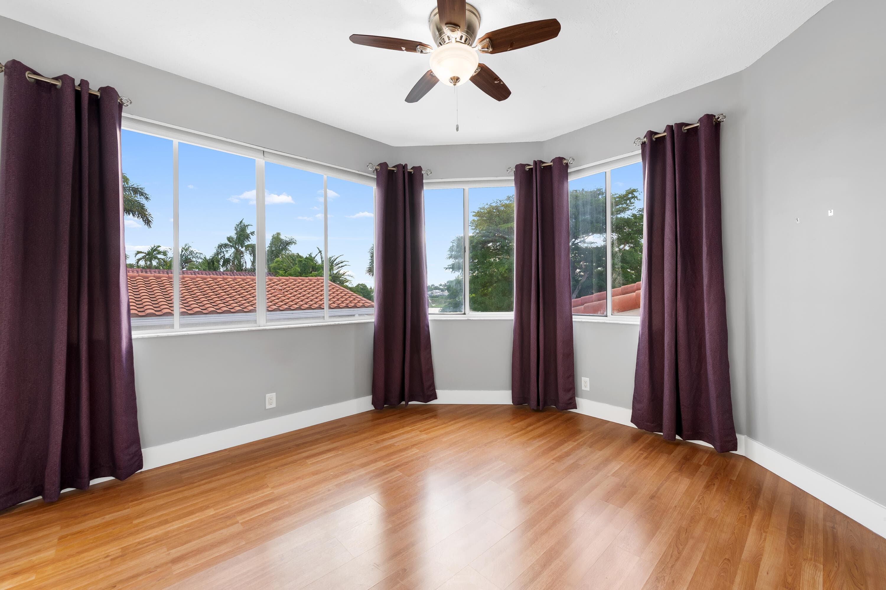 980 Bel Aire Drive West, Pembroke Pines, FL 33027 — photo 44 of 73