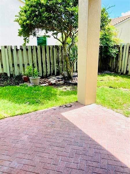 10752 Oak Bend Way, Wellington, FL 33414 — photo 17 of 24
