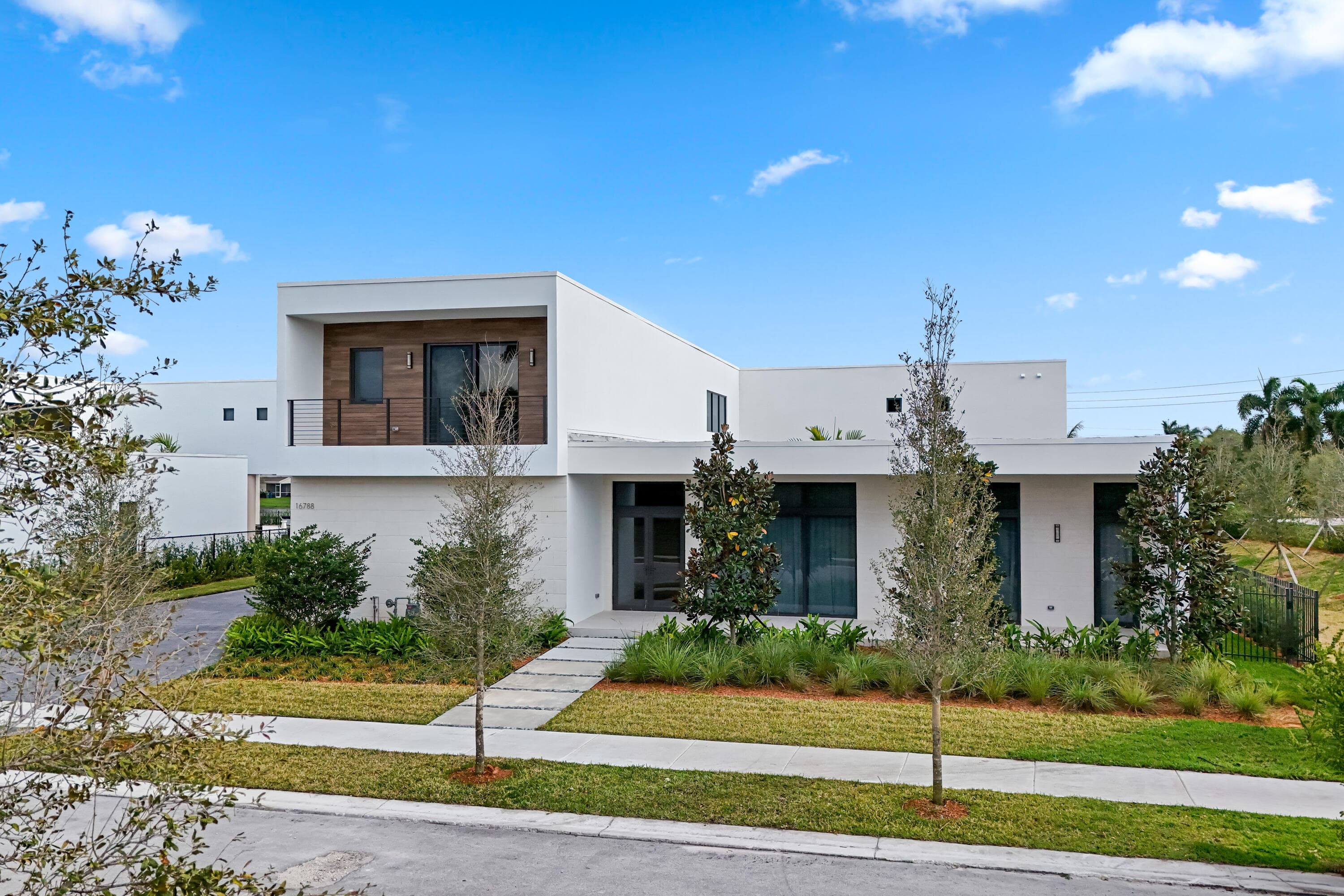 16788 Natures Way, Weston, FL 33326 — photo