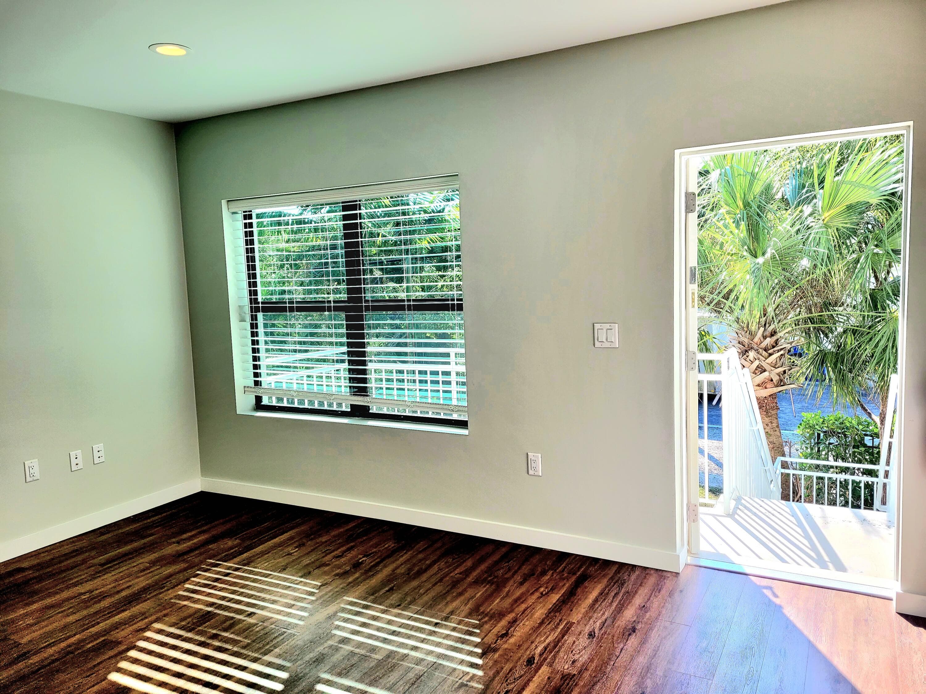 11810 SE Dixie Highway Apt 1, Hobe Sound, FL 33455 — photo 3 of 13