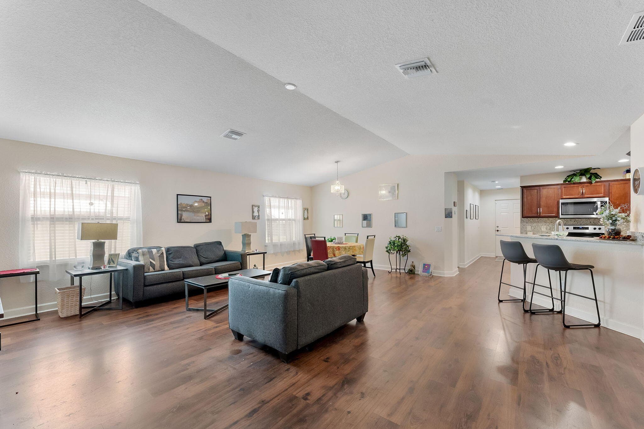 4 S Alhambra S, Port St. Lucie, FL 34952 — photo 8 of 22