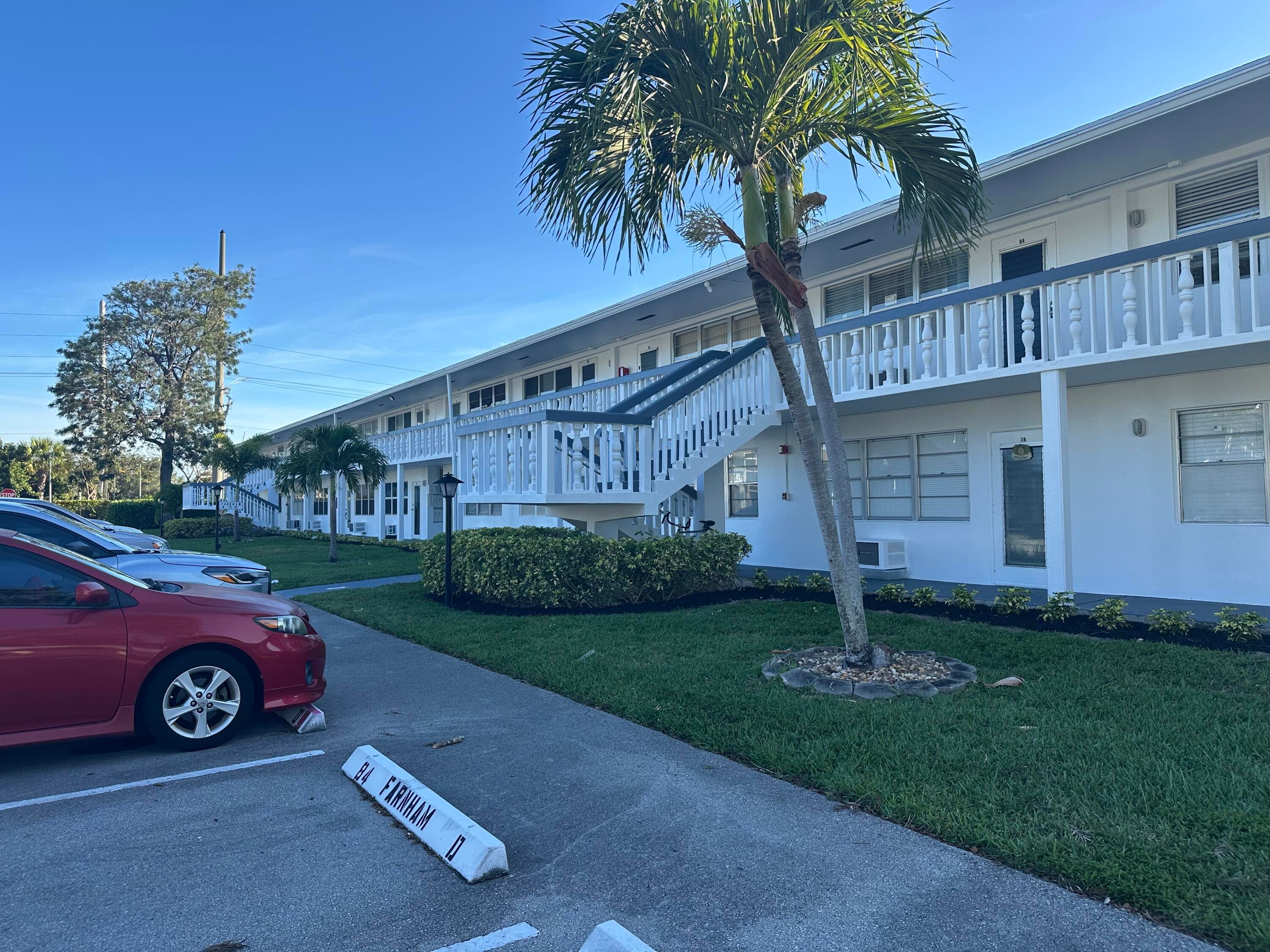 81 Farnham D 81, Deerfield Beach, FL 33442 — photo 3 of 24