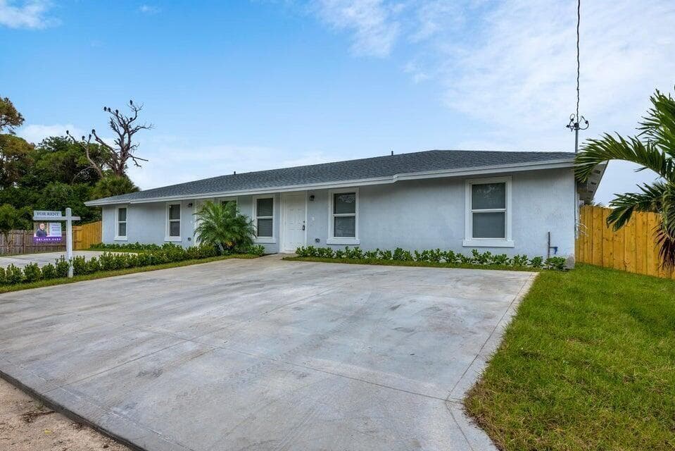 5171 Clouse Road, West Palm Beach, FL 33417 — photo 1 of 25
